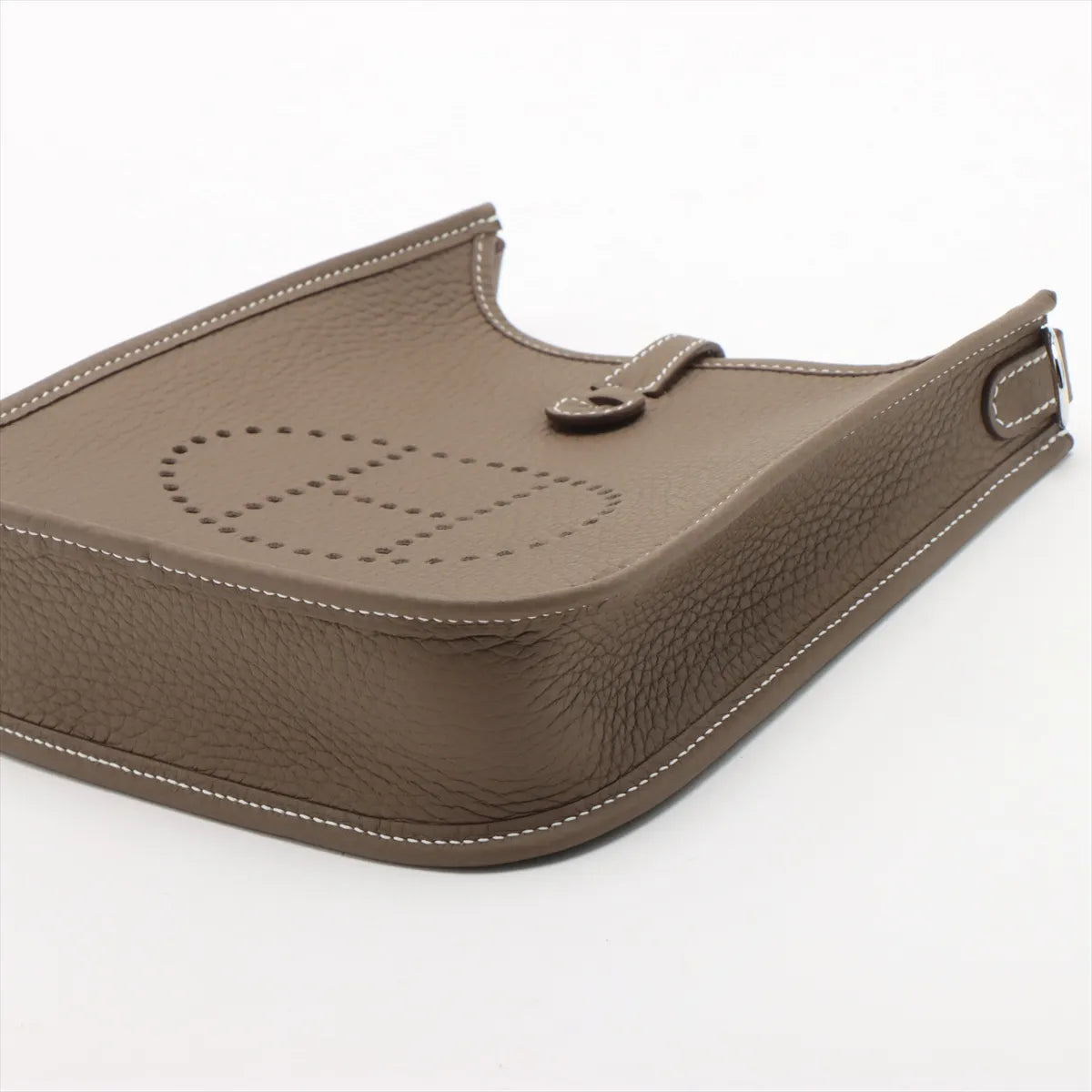 Hermes Taurillon Clemence (2025) Evelyne 16 TPM [Clearance Sale]
