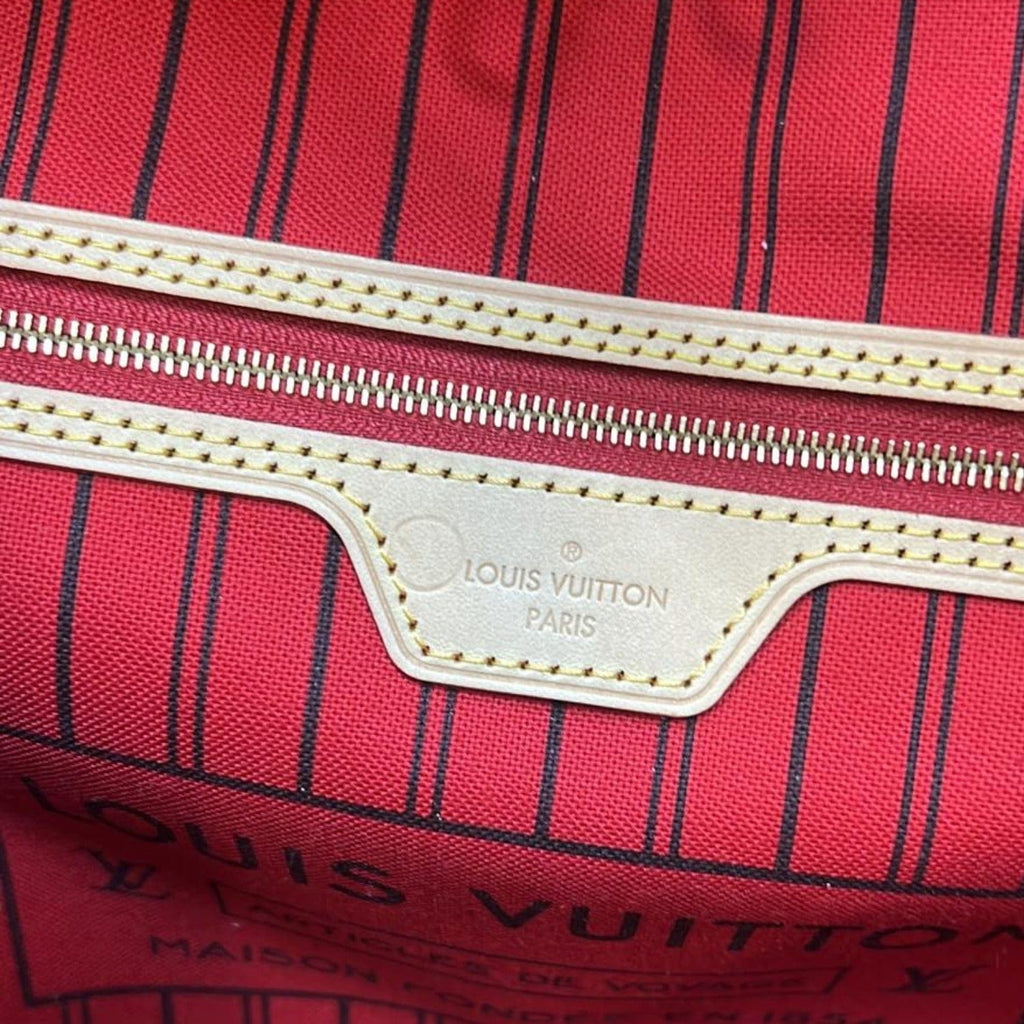 LOUIS VUITTON Neverfull MM Monogram Canvas Tote Bag Brown