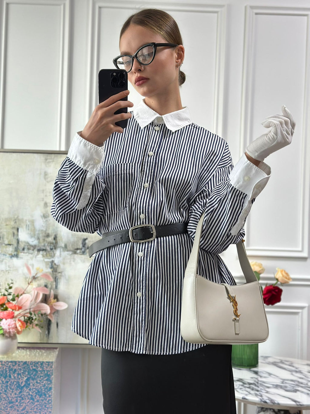 Saint Laurent Paris Le 5 to 7 White Smooth Leather Bag