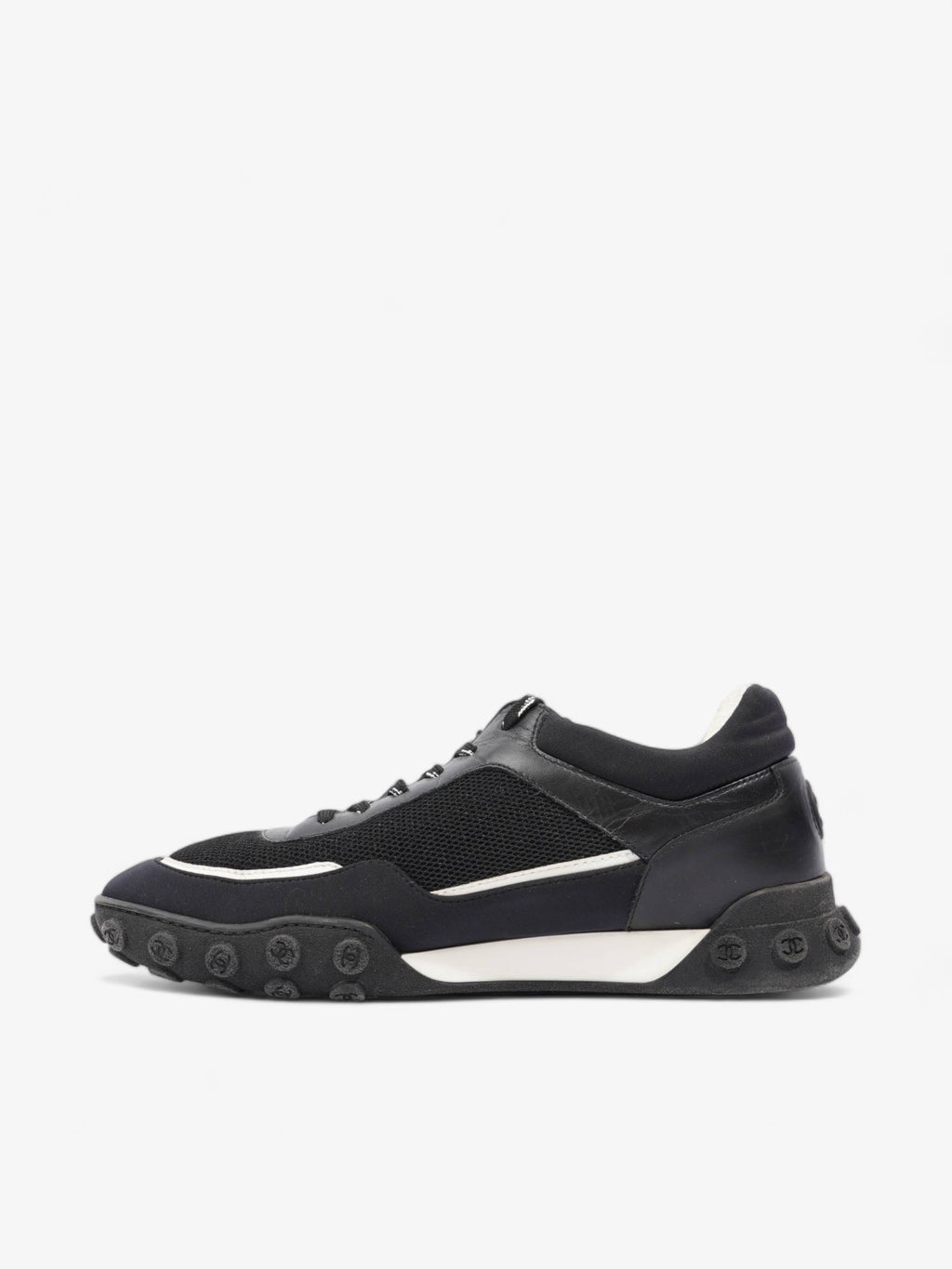 Chanel Low Top Sneaker Black / Navy Mesh EU 43 UK 9