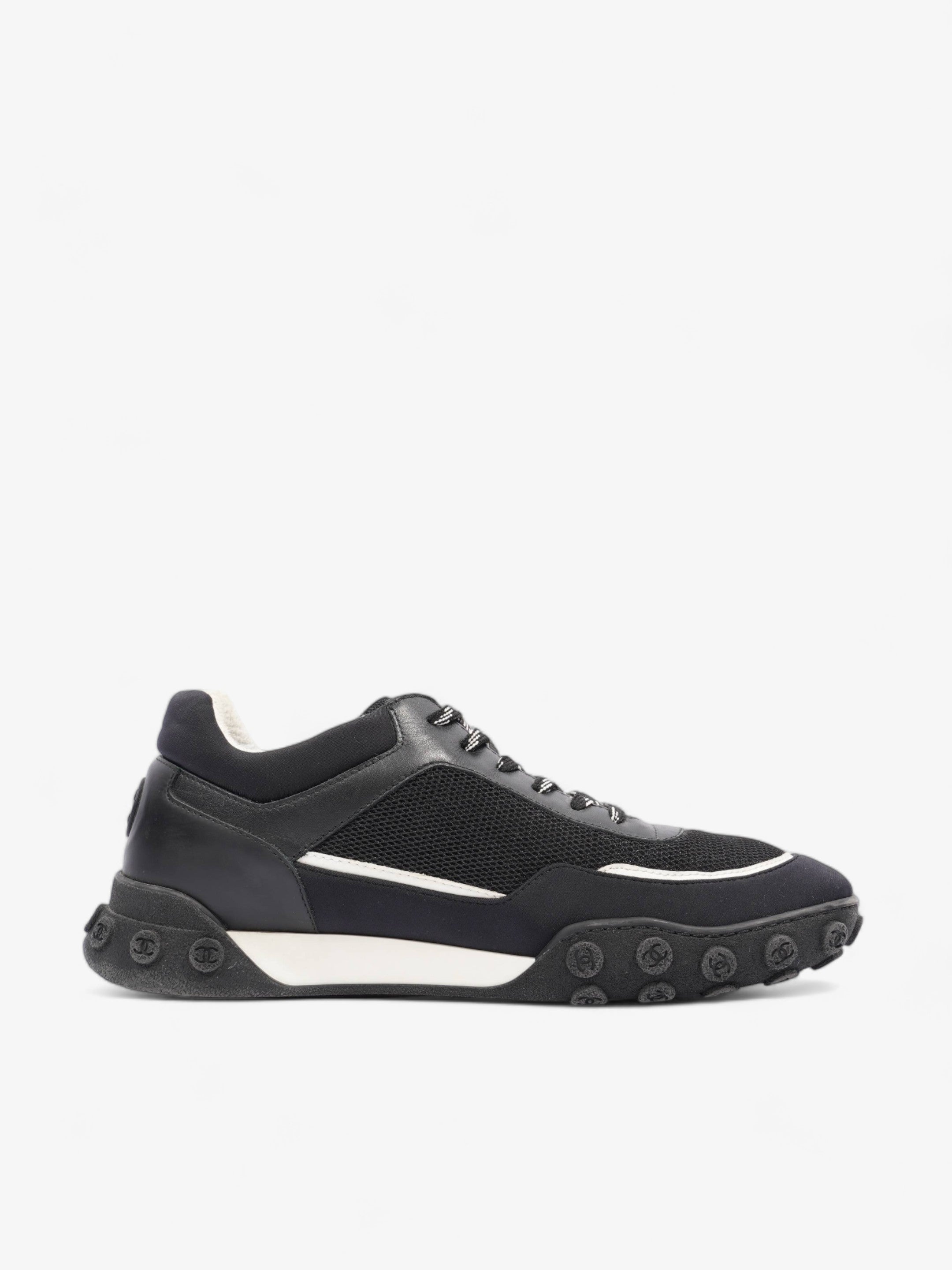 Chanel Low Top Sneaker Black / Navy Mesh EU 43 UK 9