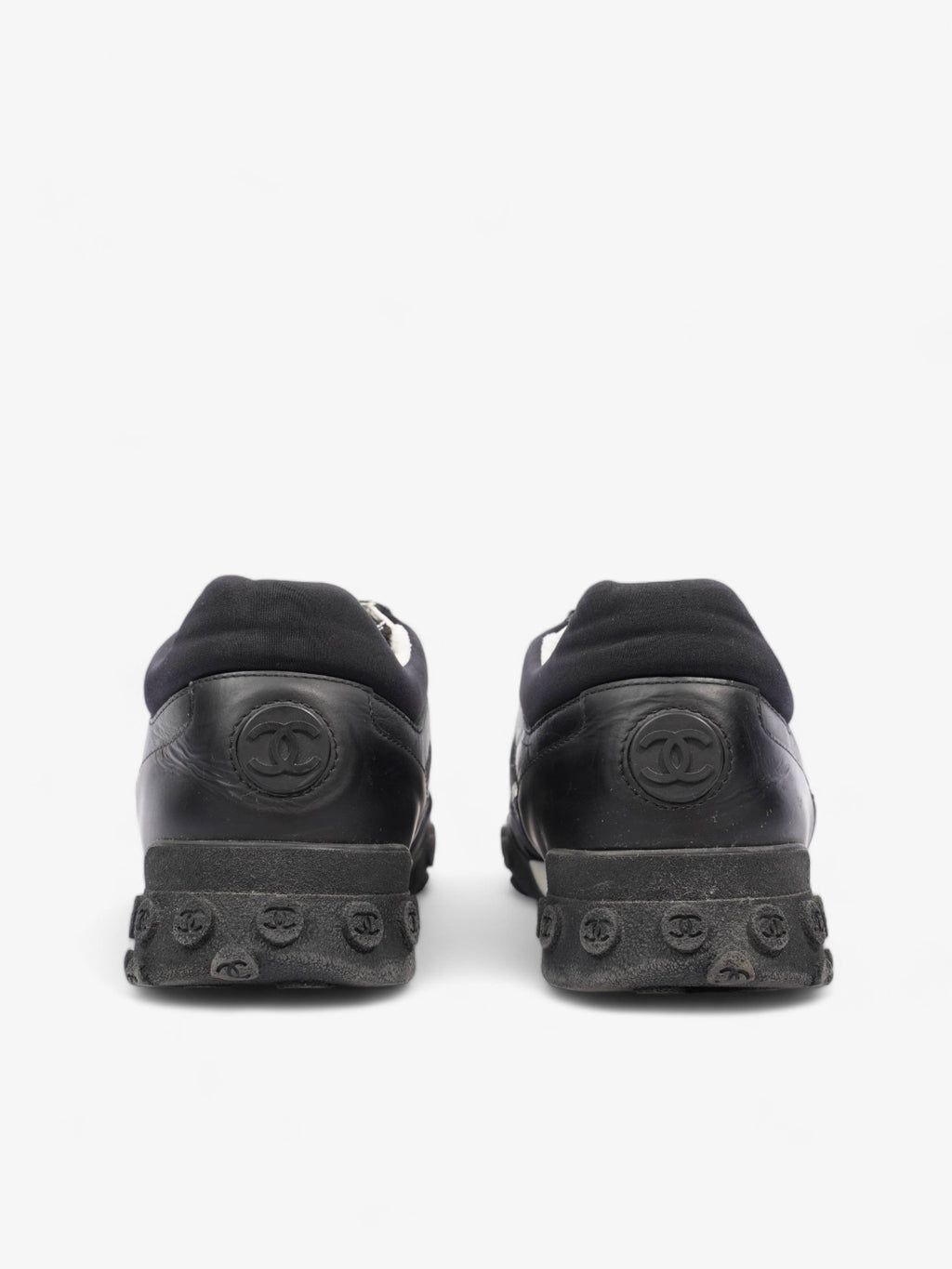 Chanel Low Top Sneaker Black / Navy Mesh EU 43 UK 9