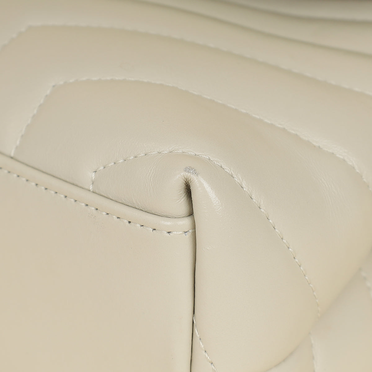 YSL Blanc Vintage Loulou Small Shoulder Bag