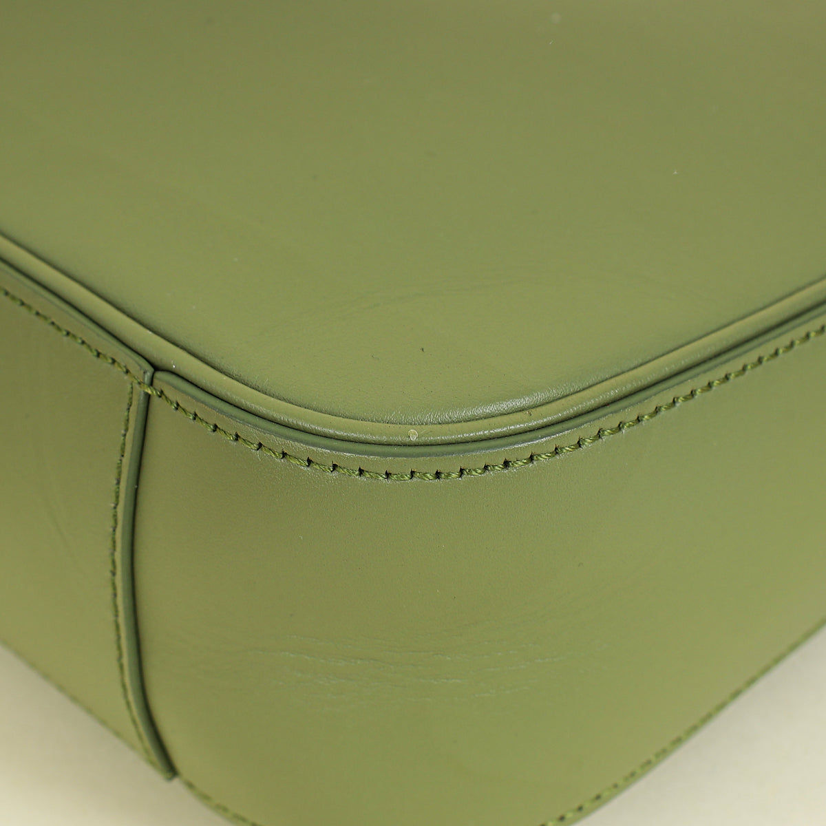 YSL Pistachio Green LE 5 À 7 Bag