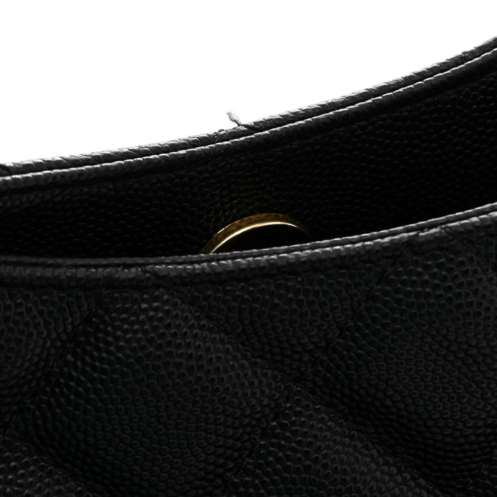 Caviar Quilted Wavy CC Hobo Black