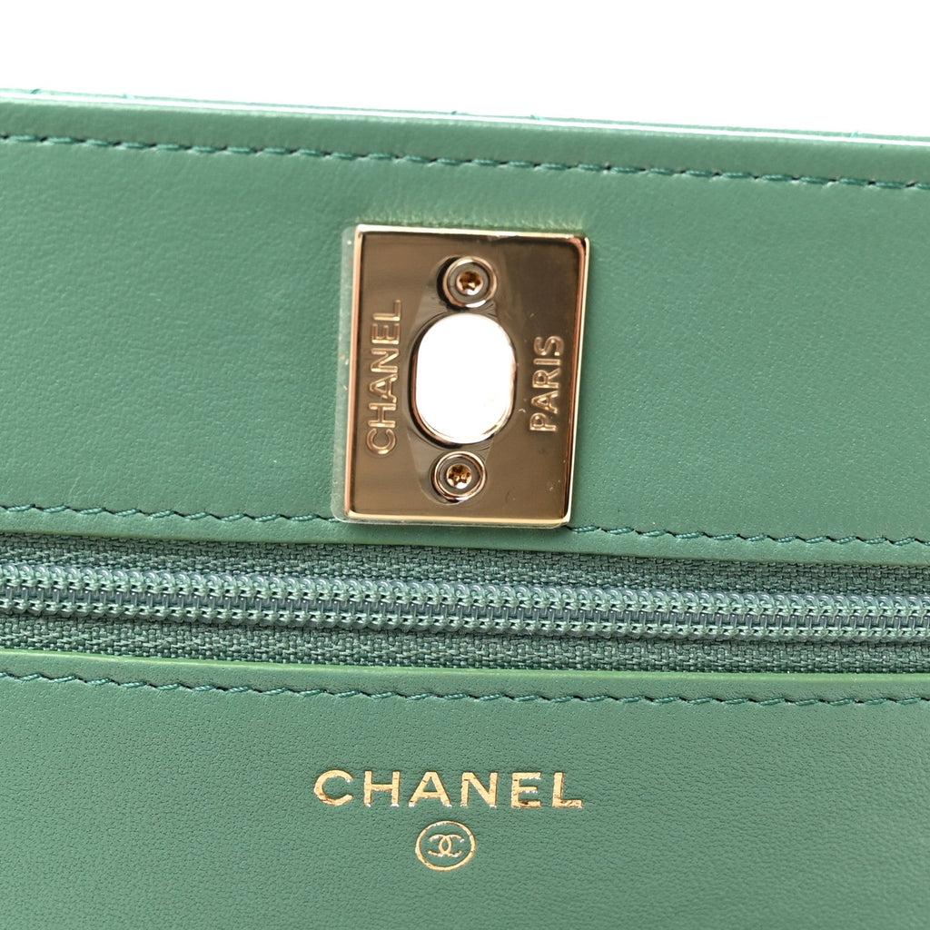 Lambskin Quilted Trendy CC Wallet On Chain WOC Green
