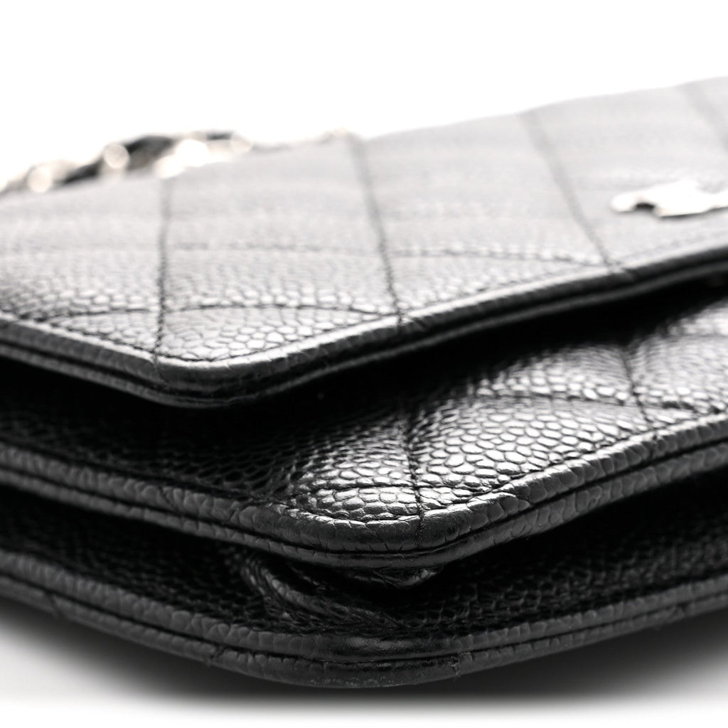 Caviar Quilted Wallet on Chain WOC Black