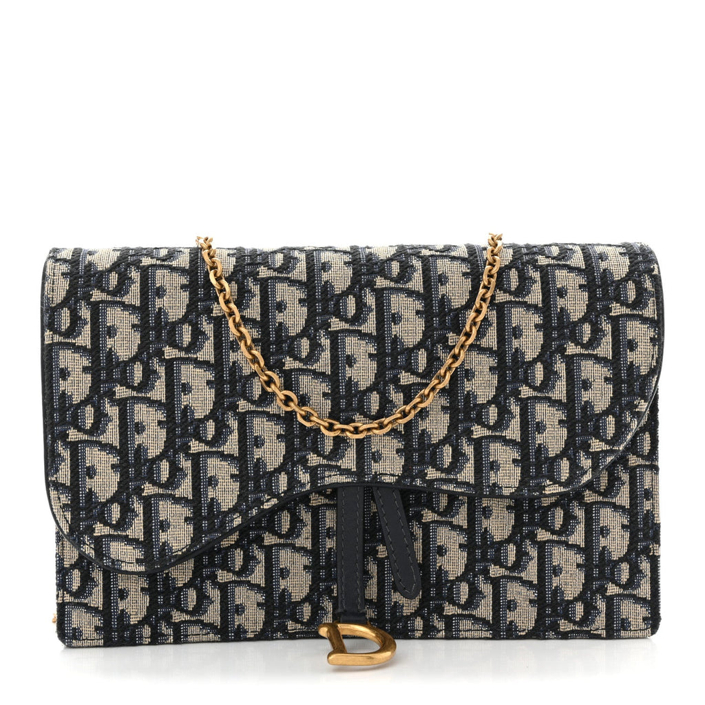 Oblique Saddle Chain Pouch Blue