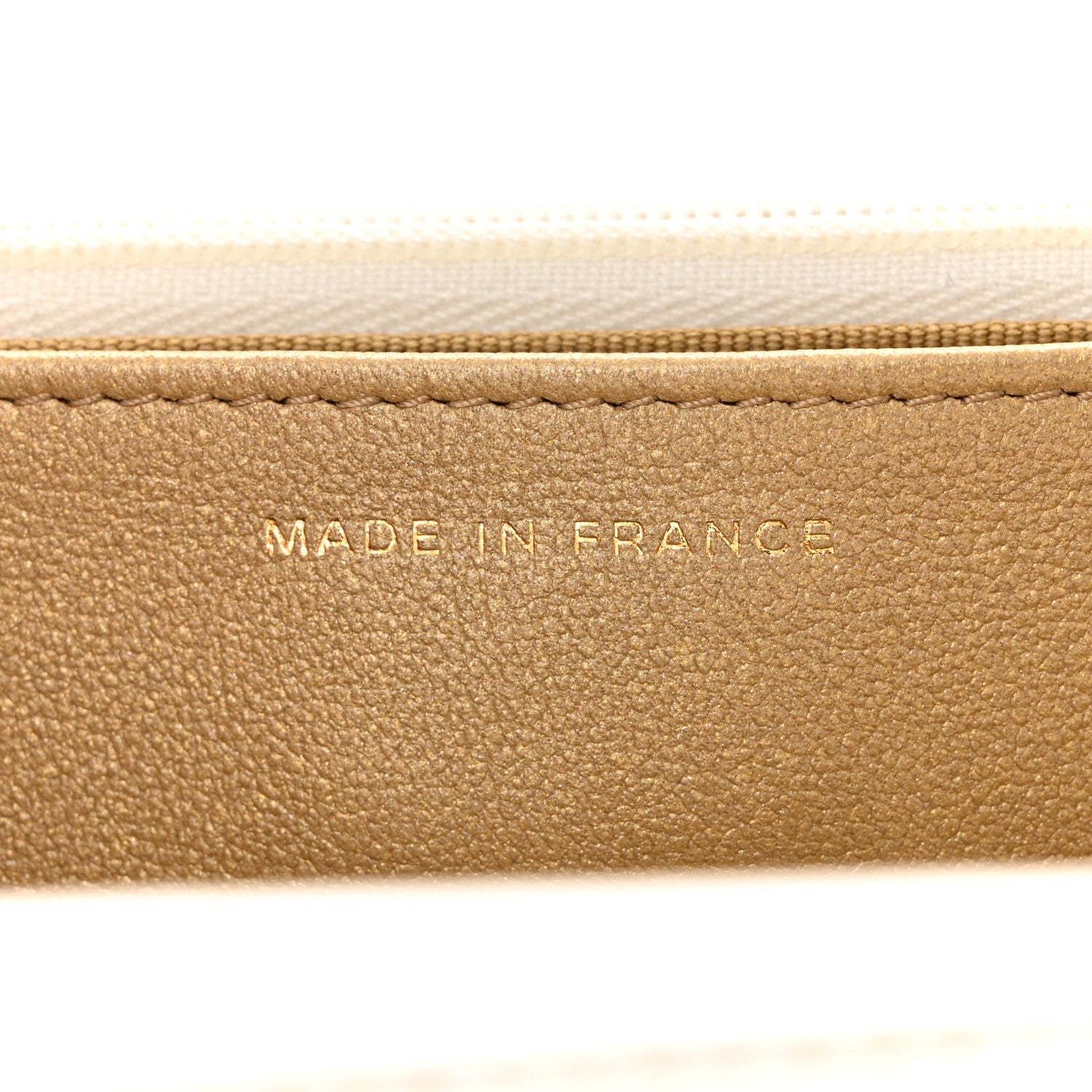 Lambskin Quilted CC Pearl Crush Wallet on Chain WOC White