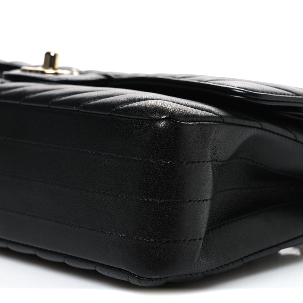Lambskin Chevron Quilted Medium Double Flap Black