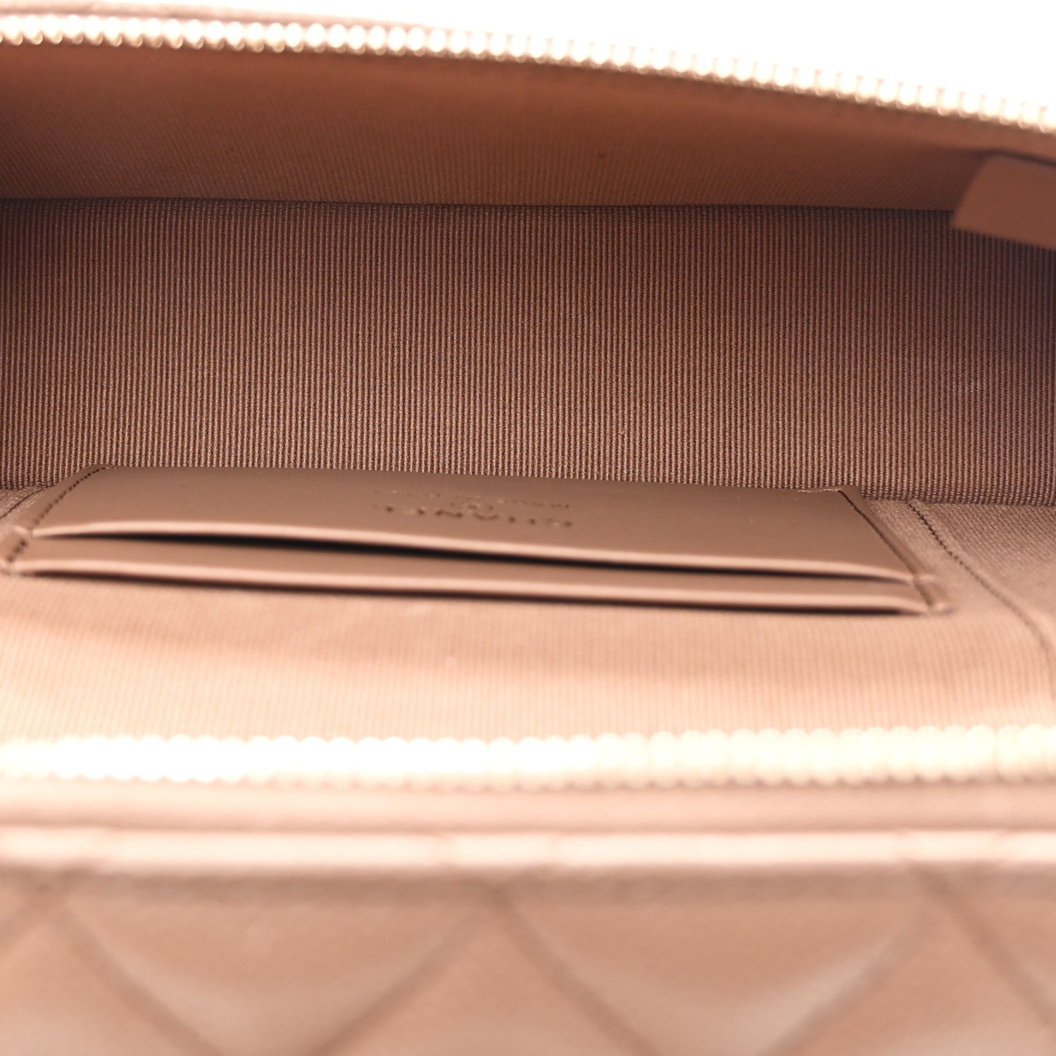 Caviar Quilted Top Handle Slim Vanity With Chain Dark Beige Dark Beige