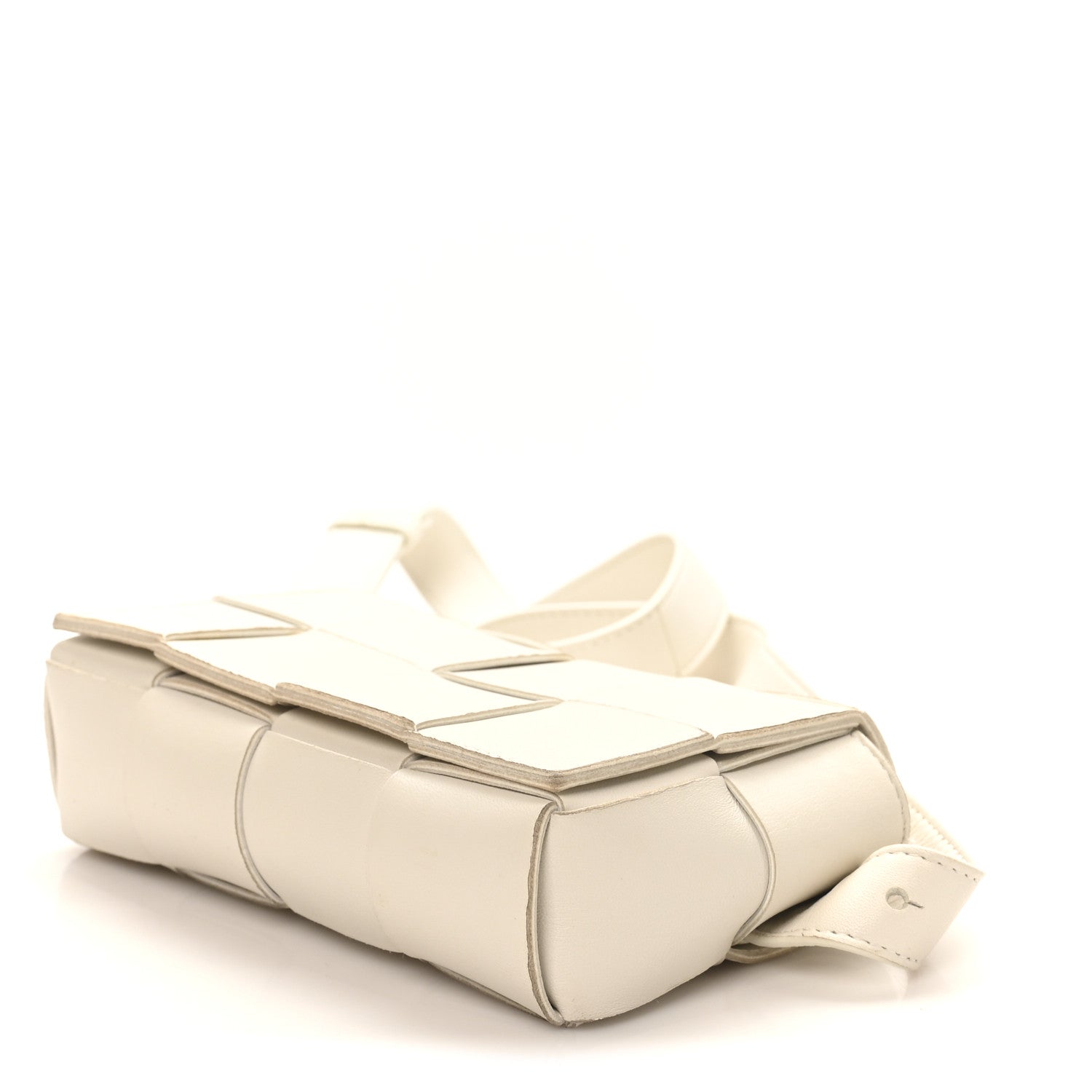 Nappa Maxi Intreccio The Belt Cassette Bag White