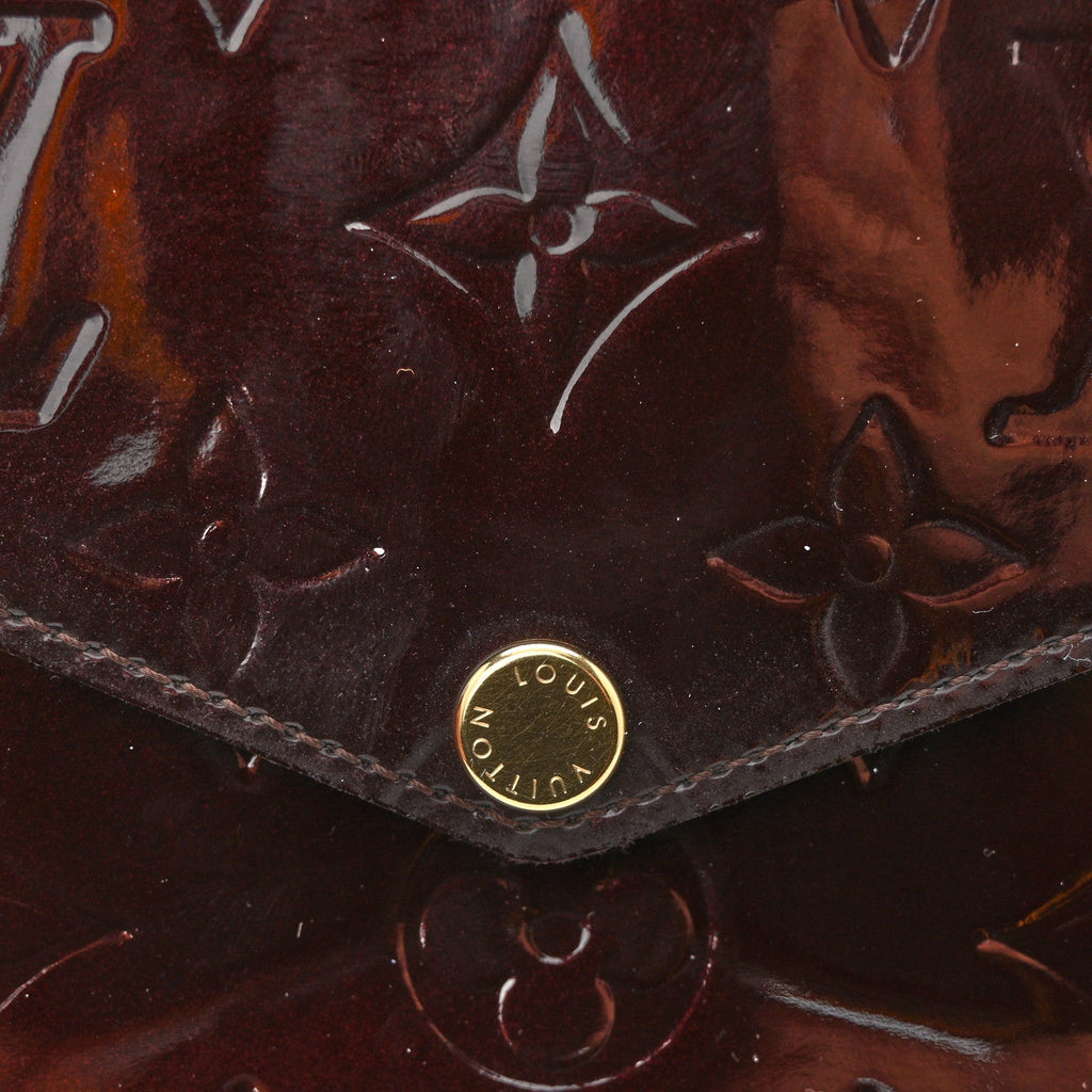 Vernis Pochette Felicie Chain Wallet Amarante