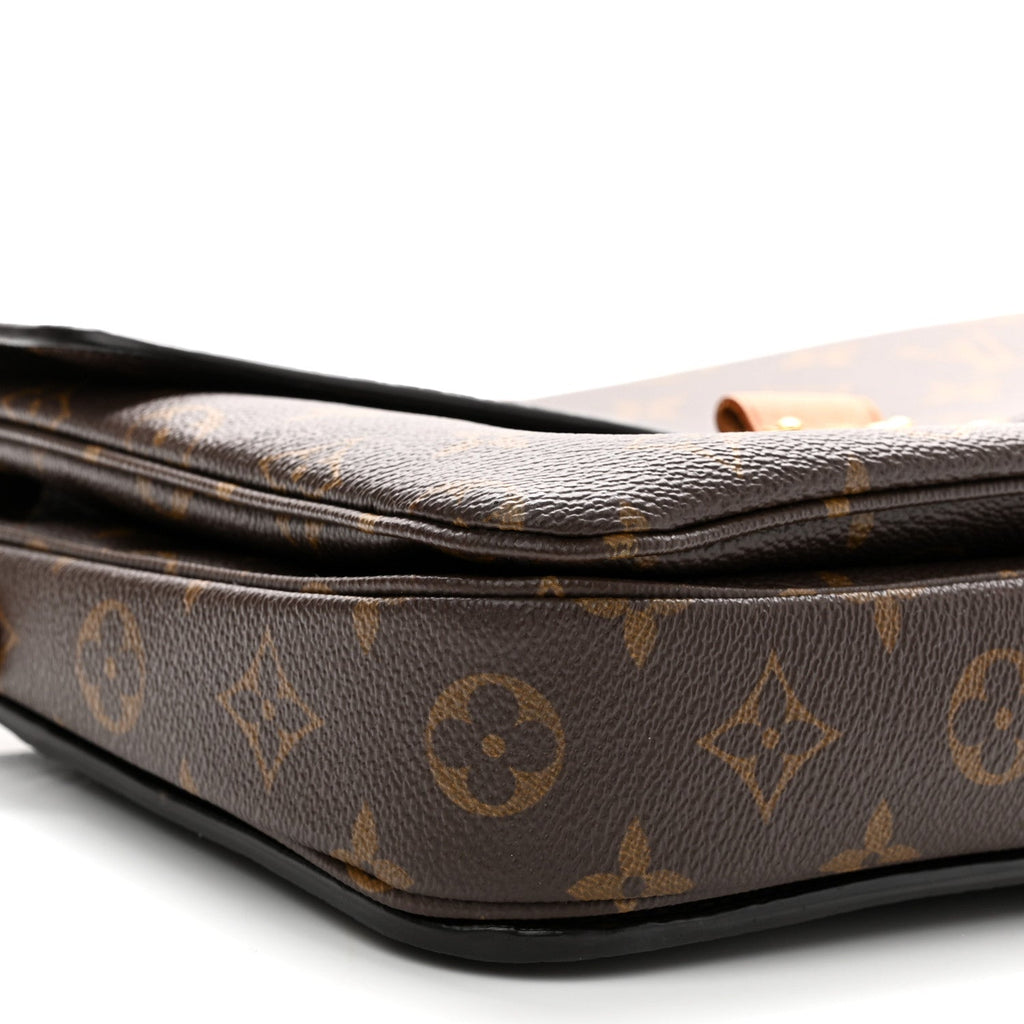 Monogram Pochette Metis