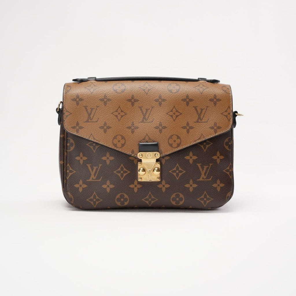 Louis Vuitton Monogram Pochette Metis MM Hand Bag 2019