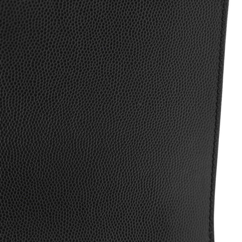 Caviar Quilted Medium Boy Flap Black