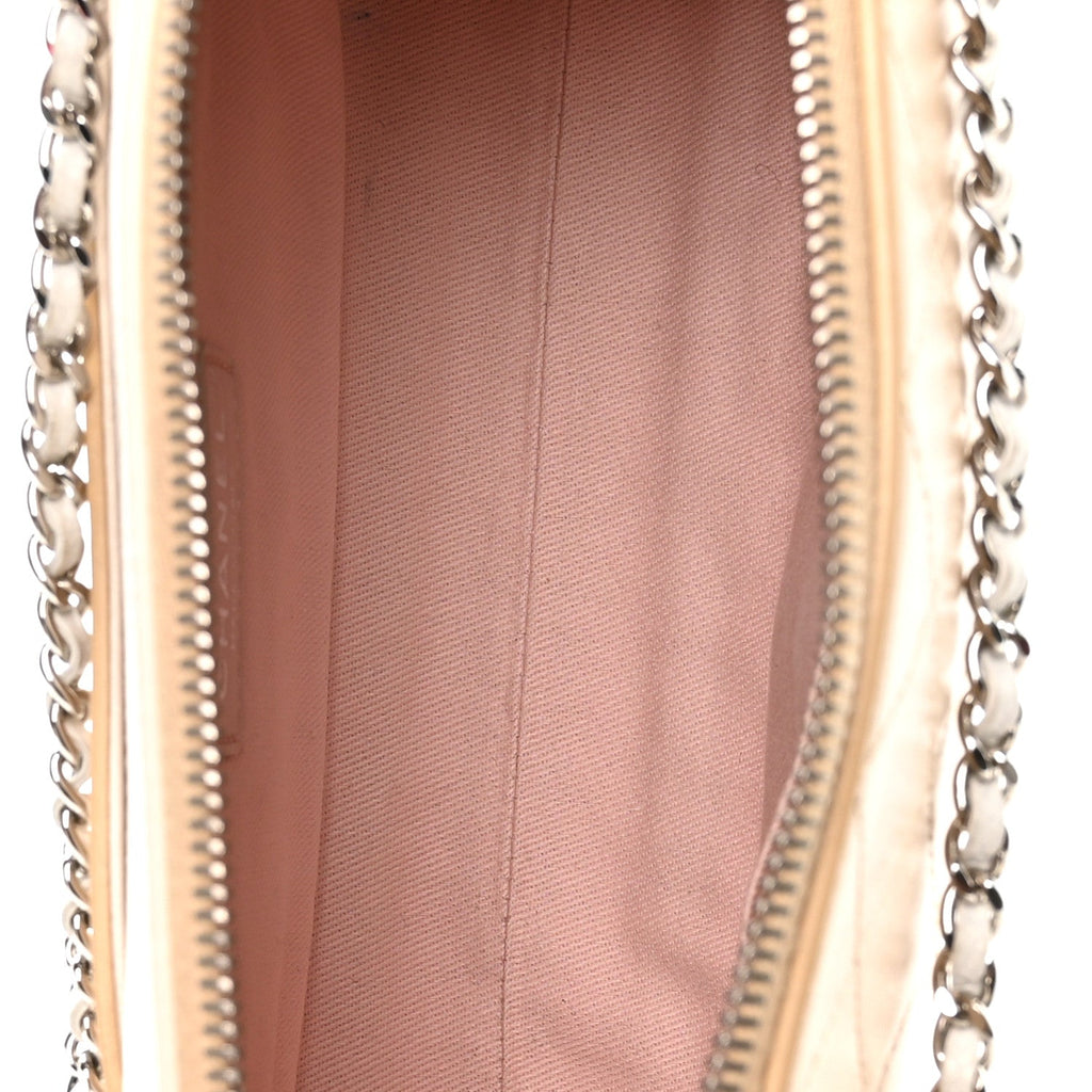 Caviar Goatskin Quilted Magnetic Camera Case Beige White