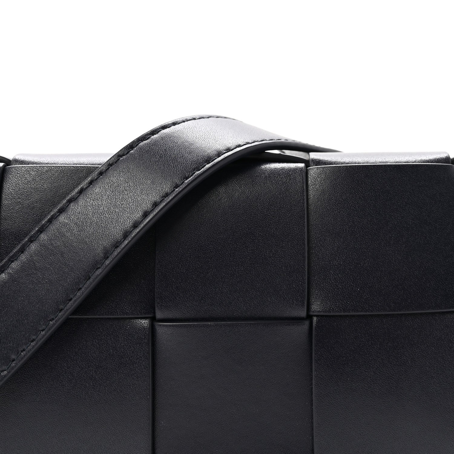 Nappa Maxi Intreccio Cassette Bag Space Barolo