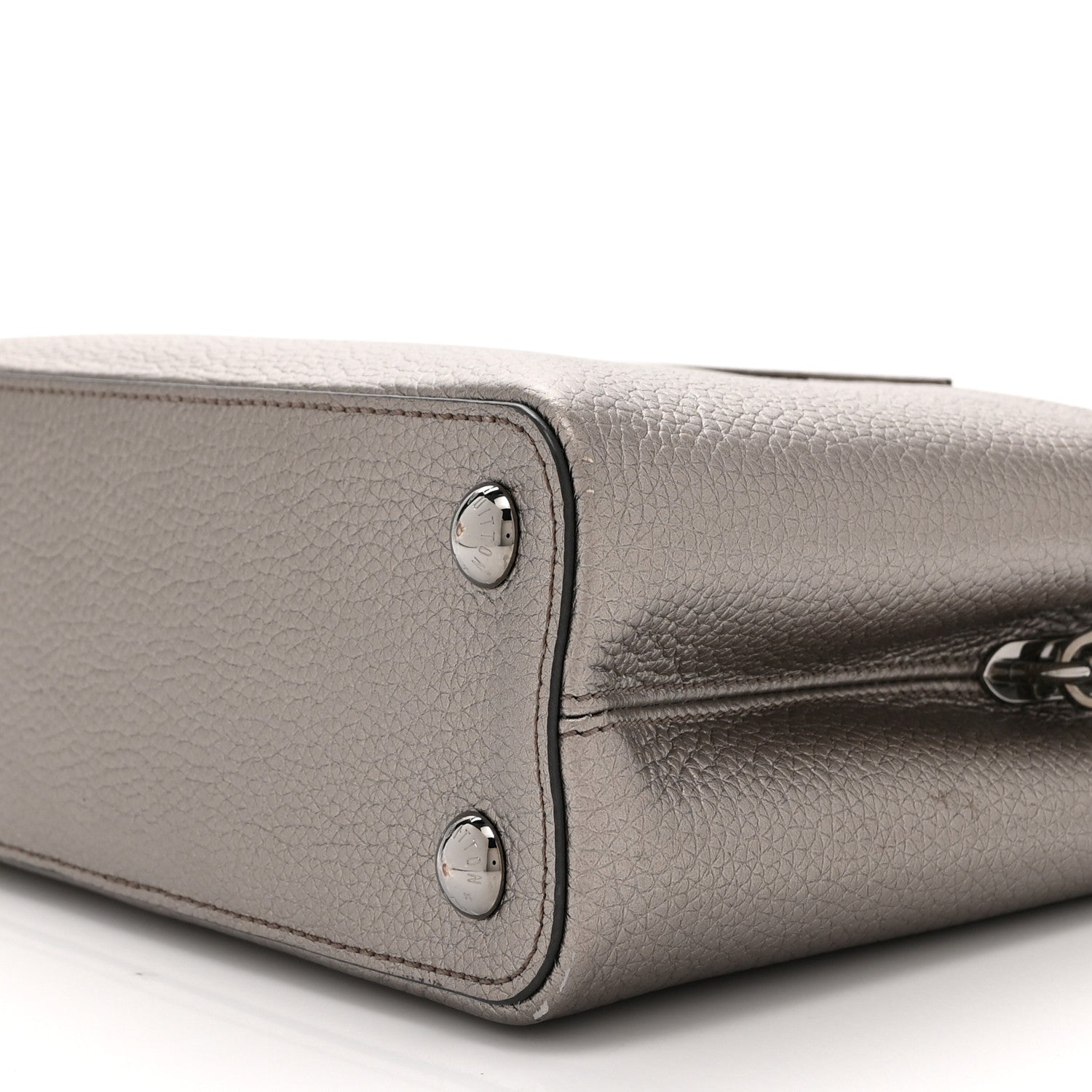 Metallic Calfskin Capucines BB Etain