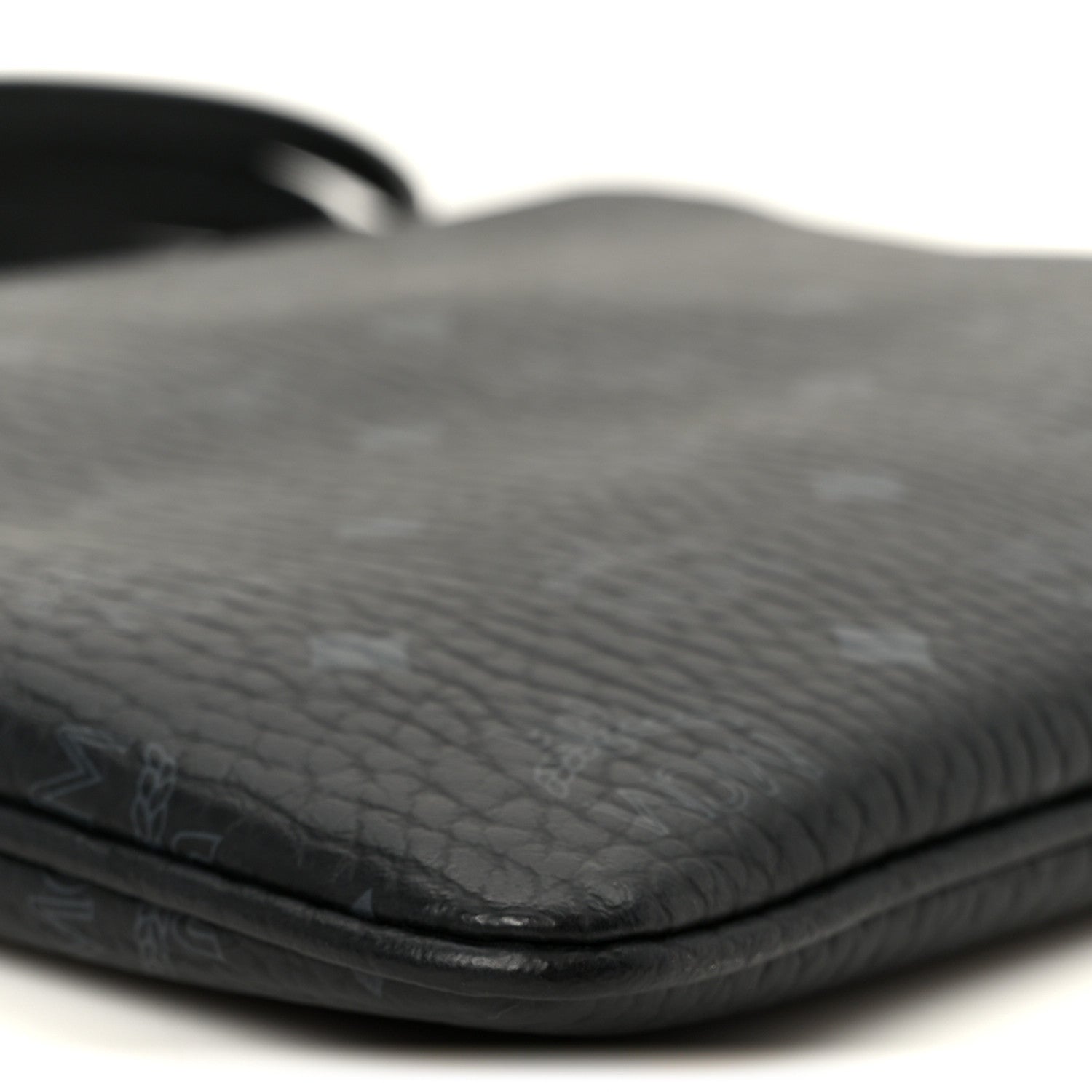 Visetos Medium Crossbody Pouch Black