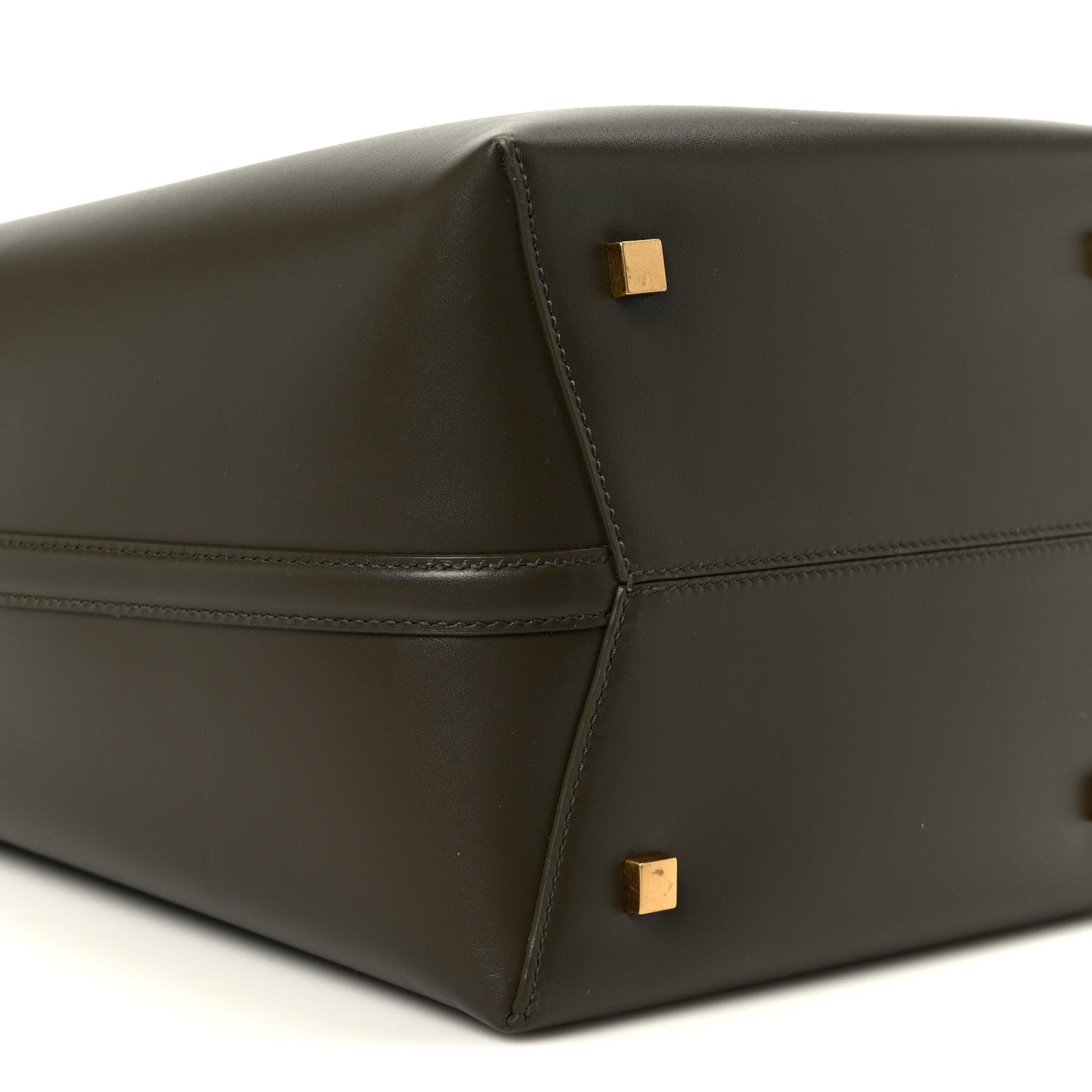 Shiny Calfskin Le 37 Bucket Bag Arabica