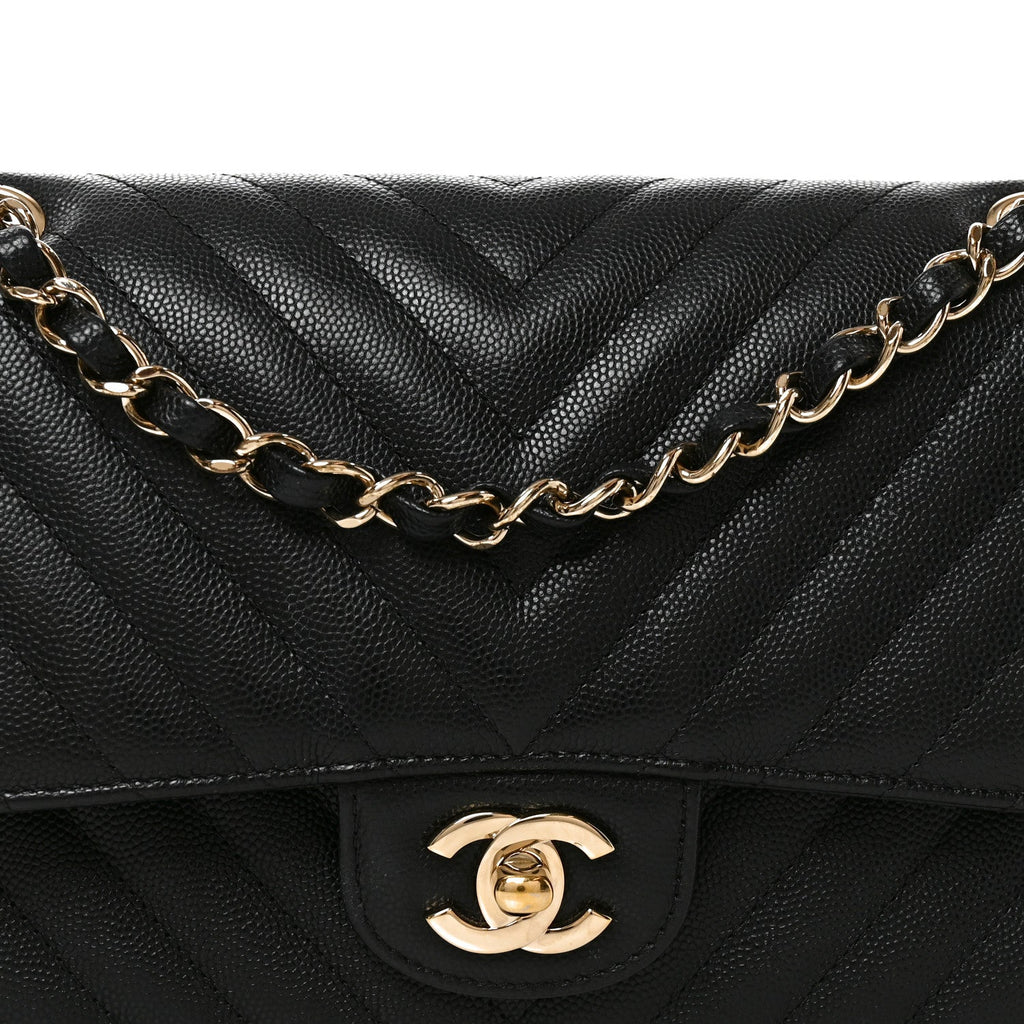 Caviar Chevron Quilted Medium Double Flap Black