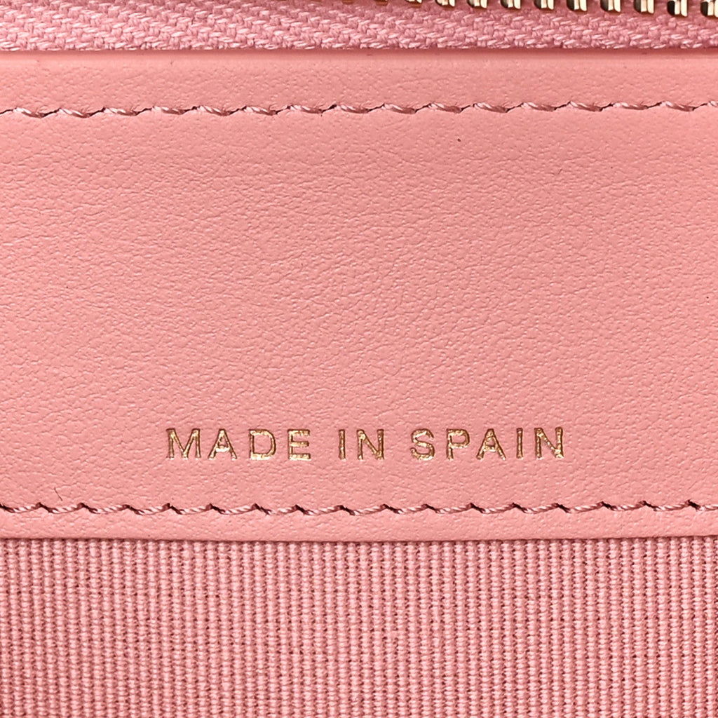 Caviar Quilted Phone Holder Wallet on Removable Chain Pink