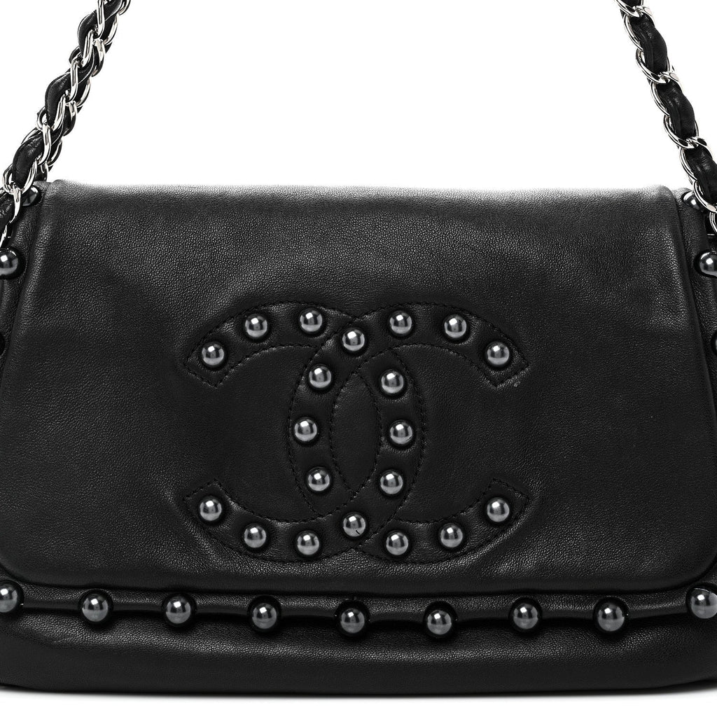 Lambskin Pearl Obsession Flap Black