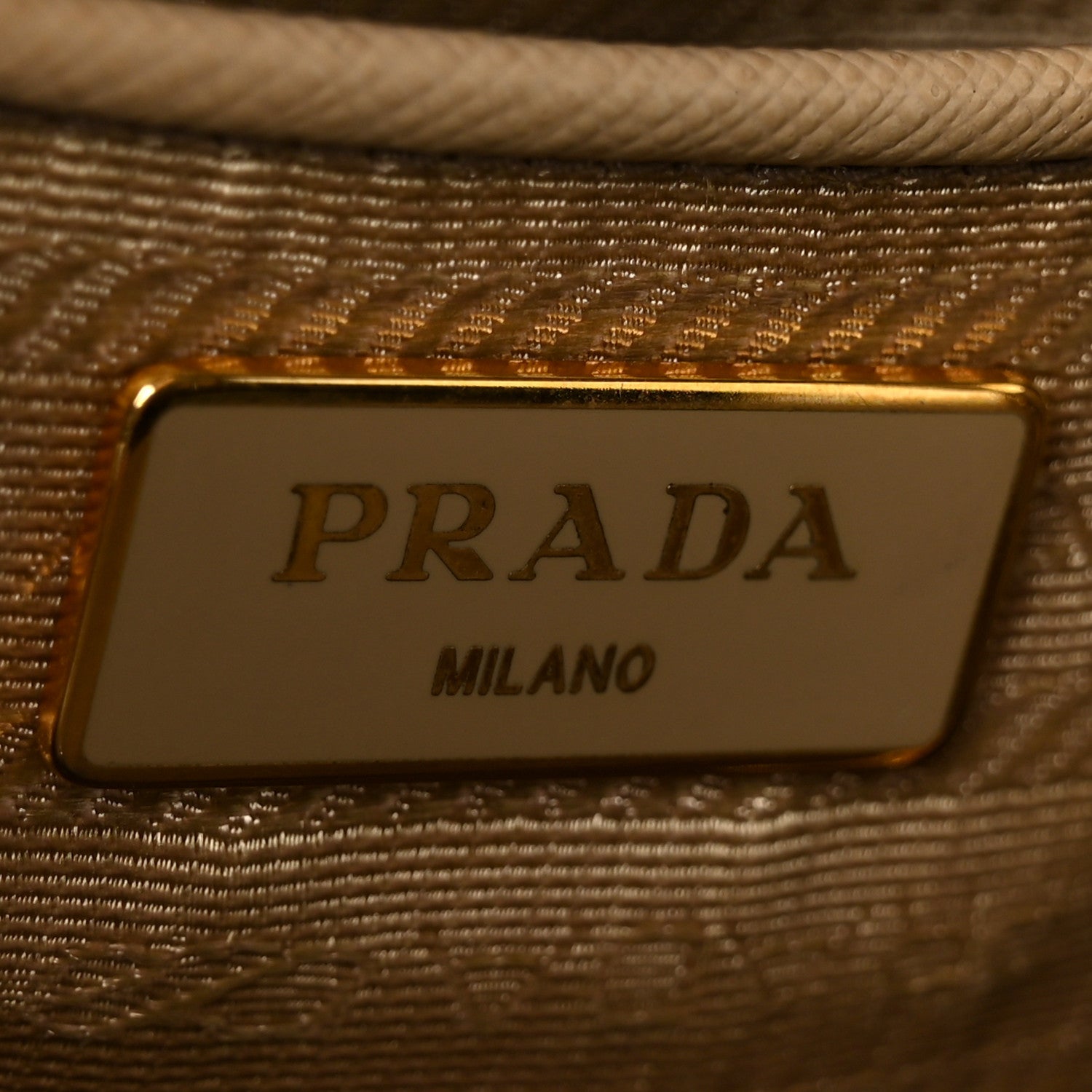 Saffiano Lux Bi-Color Tote Bag Visone Talco