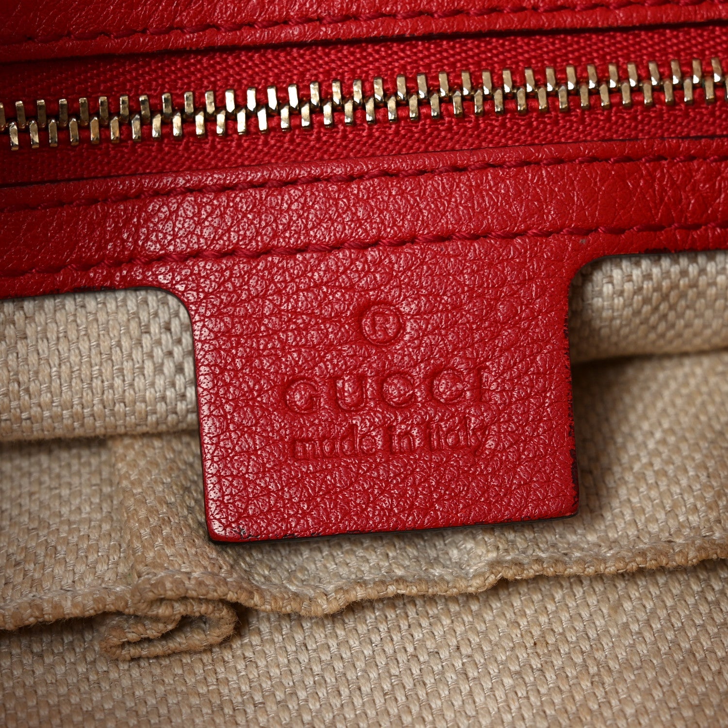Pebbled Calfskin Medium Soho Chain Shoulder Bag Tabasco Red