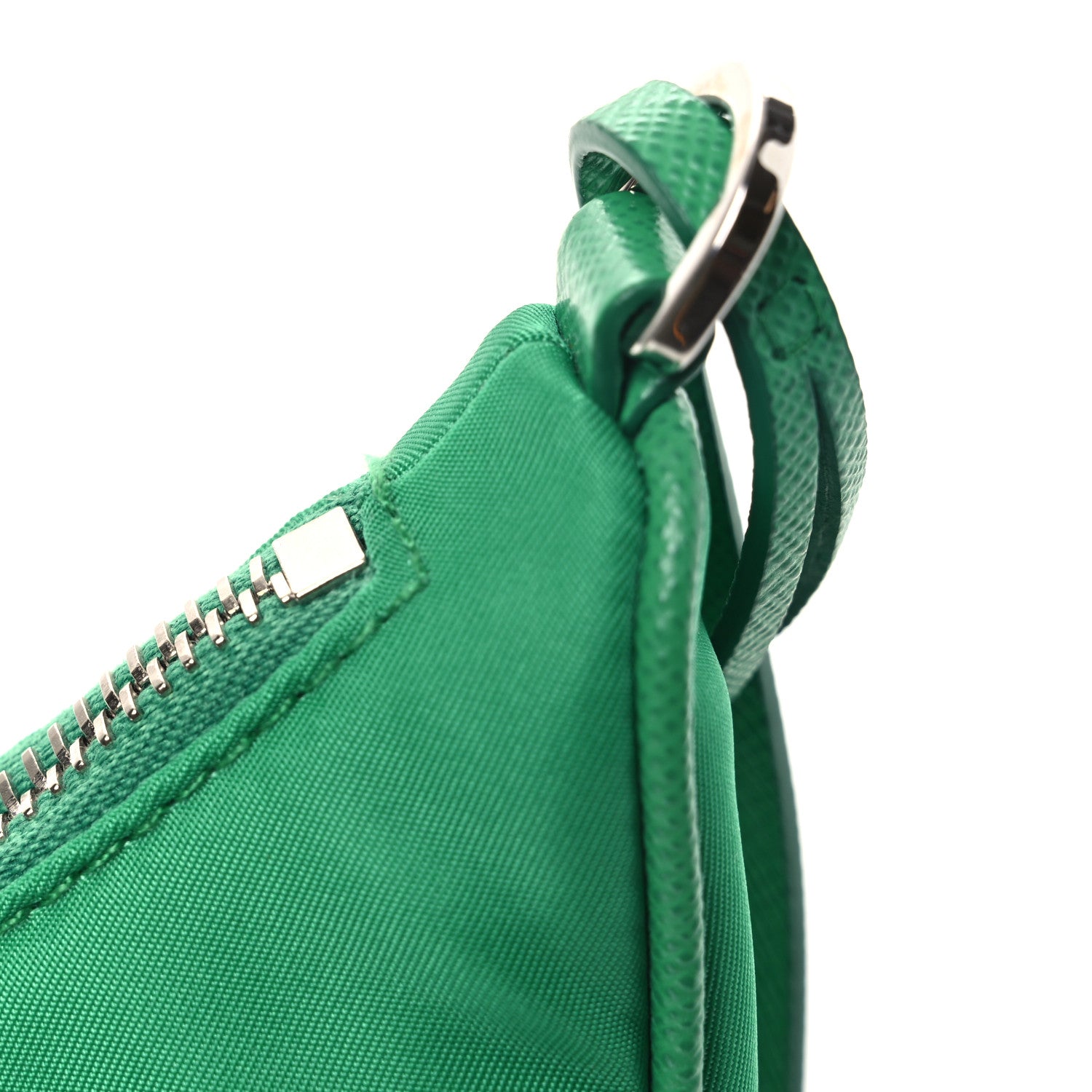 Re-Nylon Re-Edition 2005 Shoulder Bag Menta