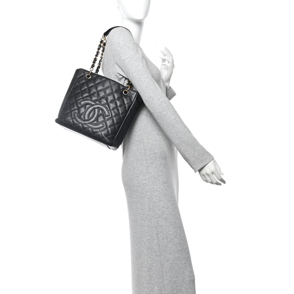 Caviar Quilted Petit Shopping Tote PST Black