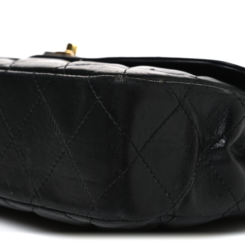 Lambskin Medium Double Flap Black
