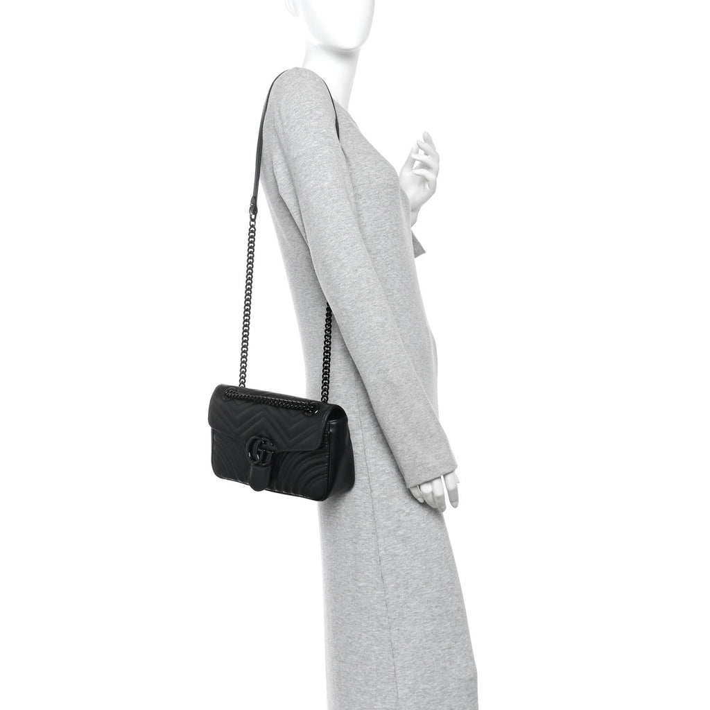 Calfskin Matelasse Monochrome Small GG Marmont Shoulder Bag Black