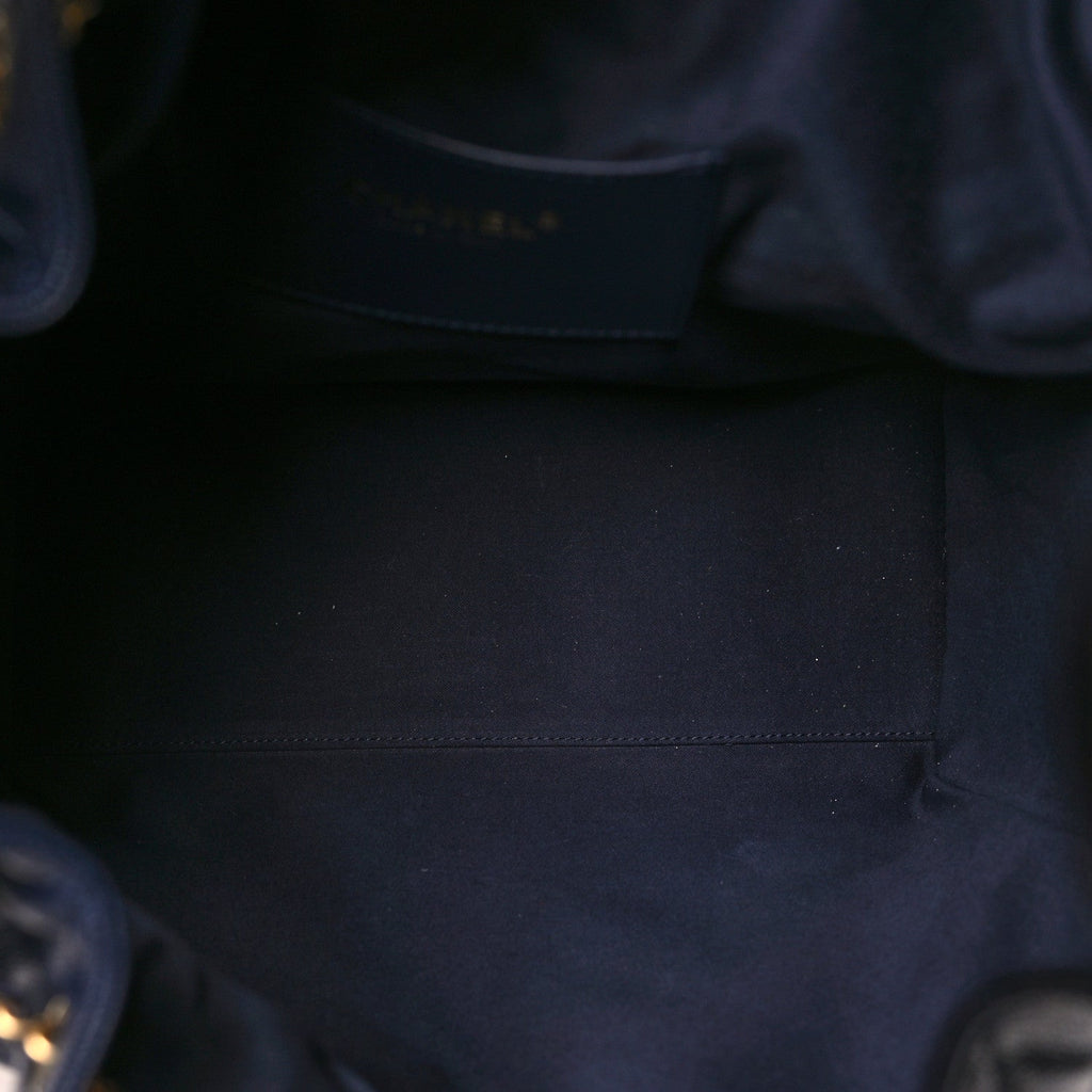 Caviar Quilted Medium Chanel 25 Handbag Dark Navy