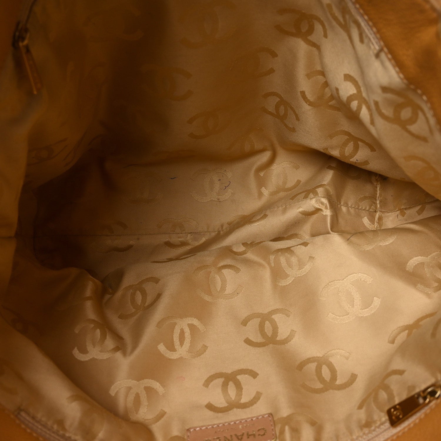 Caviar CC Timeless Shopping Tote Beige