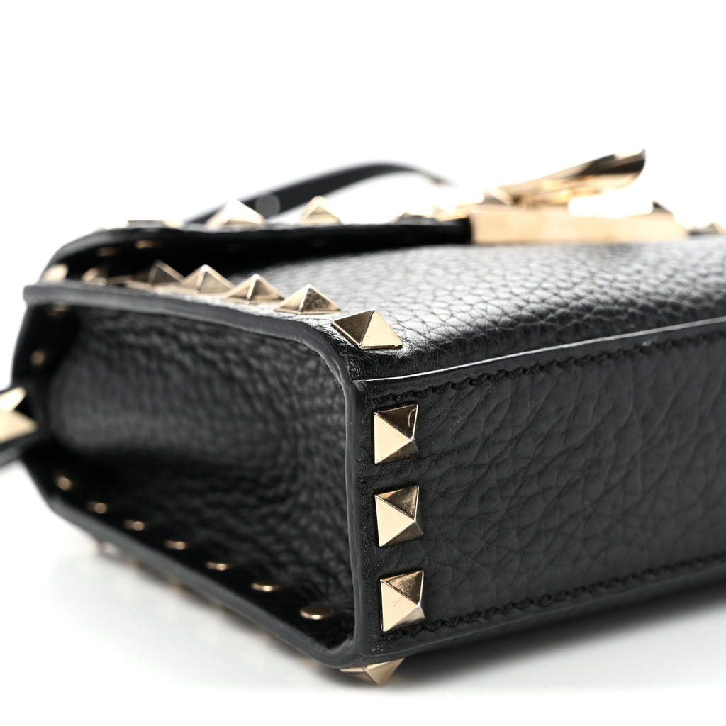 Pebbled Calfskin Rockstud Flip Lock Crossbody Bag Black
