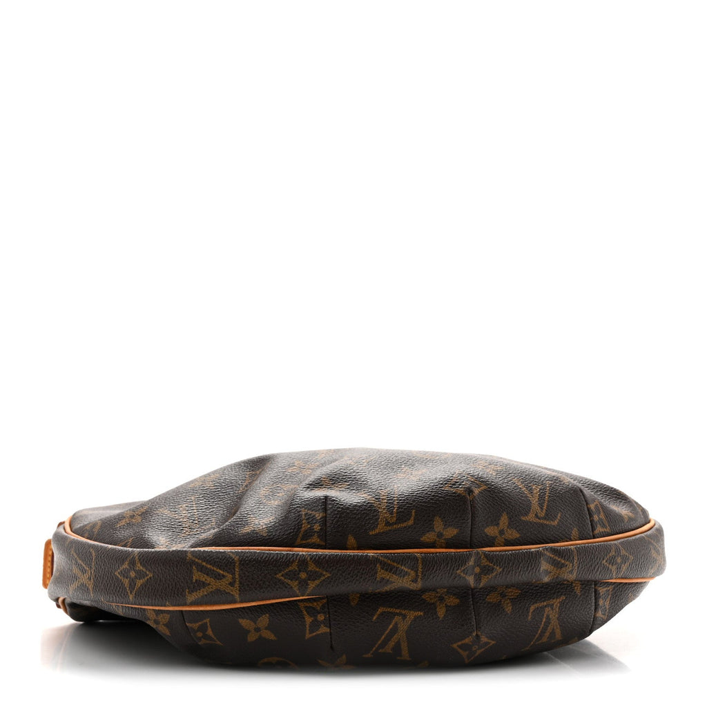 Monogram Croissant MM