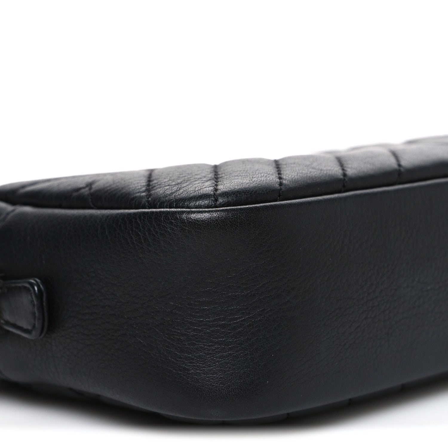 Calfskin Diagonal Chevron Quilted Tassel Camera Case Black