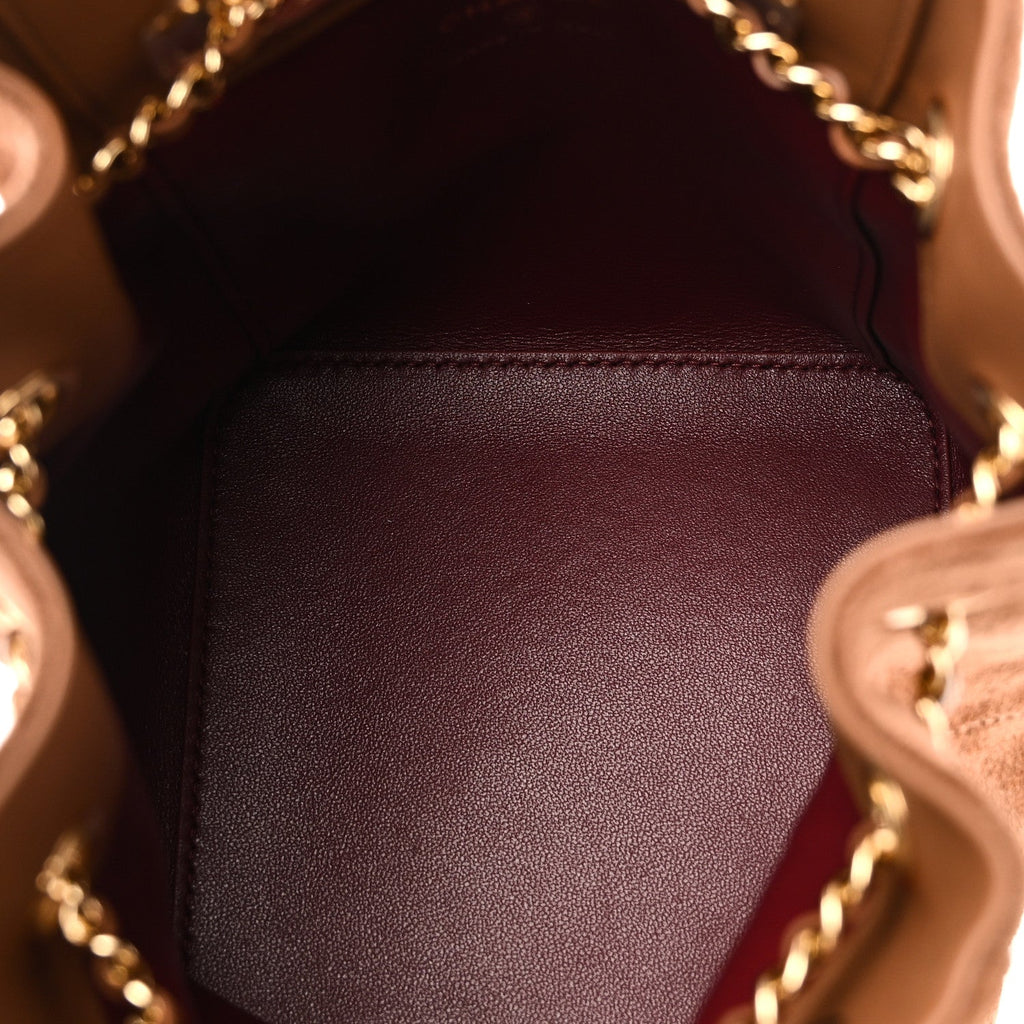 Suede Quilted Bucket Bag With Chain Camel