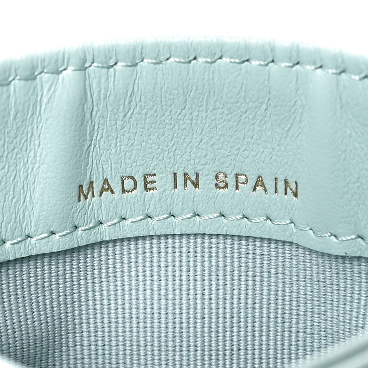 Caviar Quilted Card Holder Light Blue