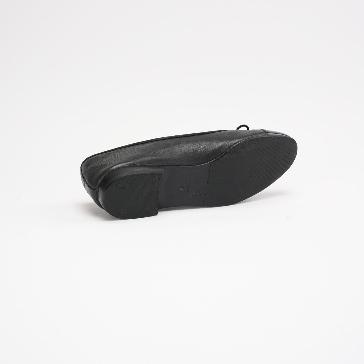 Chanel Black Patent CC Cap Toe Bow Ballet Flats Size 38