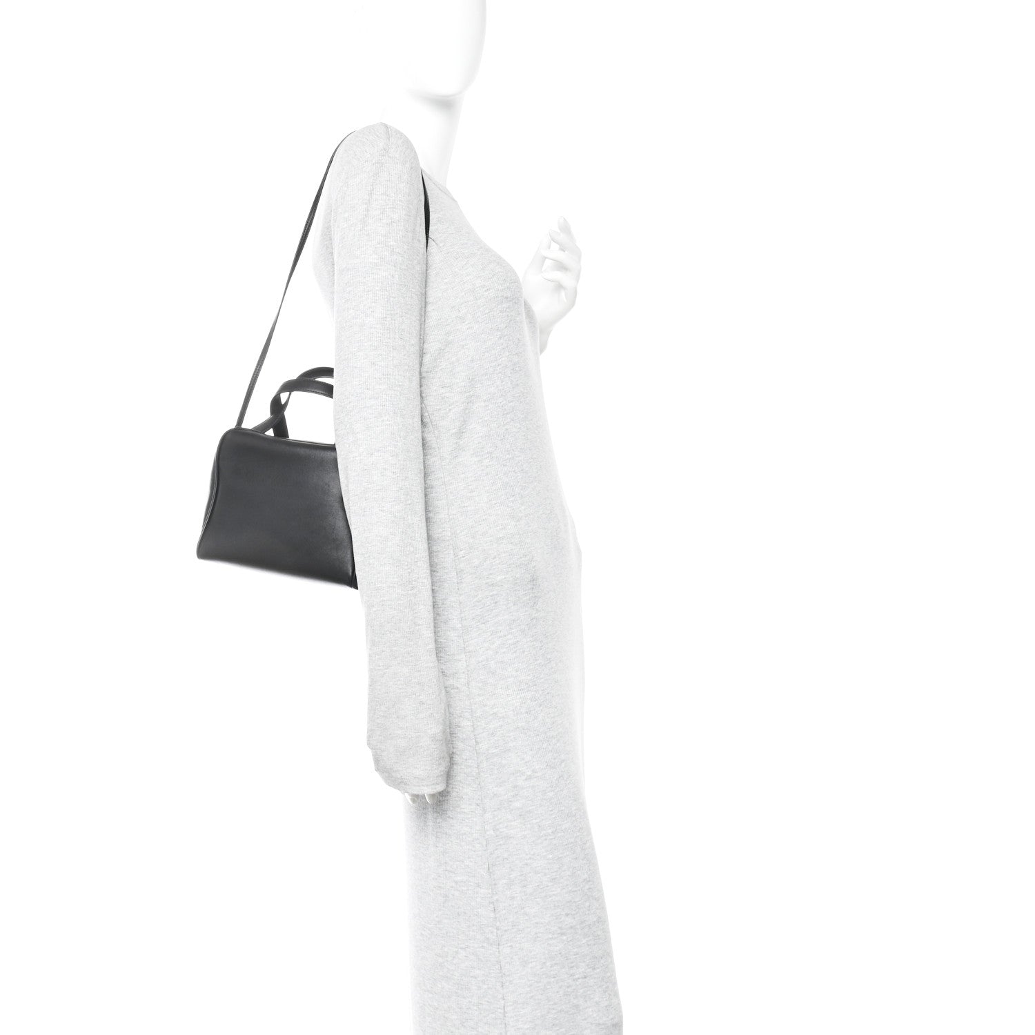Calfskin Ray Bag Black