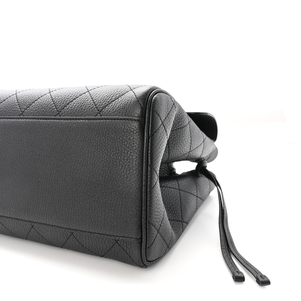Grained Calfskin Stitched Urban Essentials Large Shopping Bag Black
