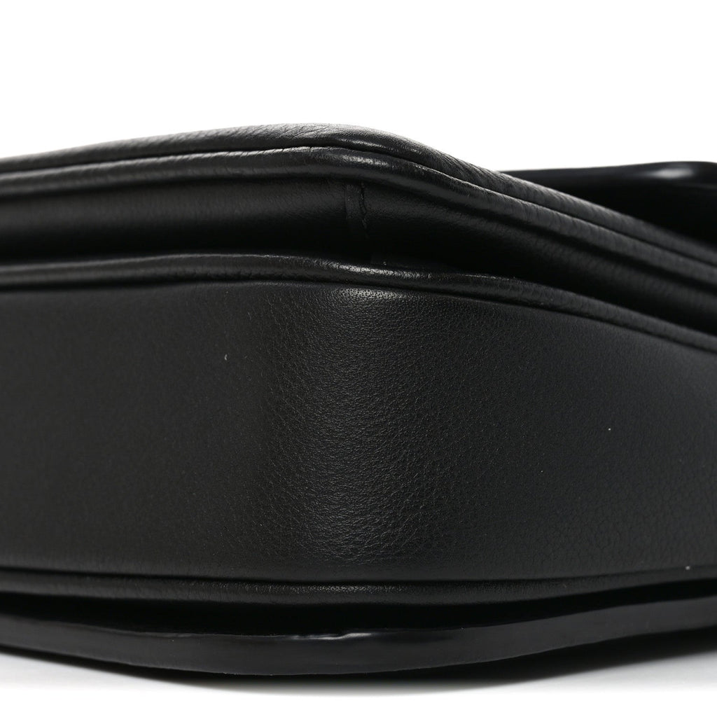 Grained Calfskin Lockme Oxford Black