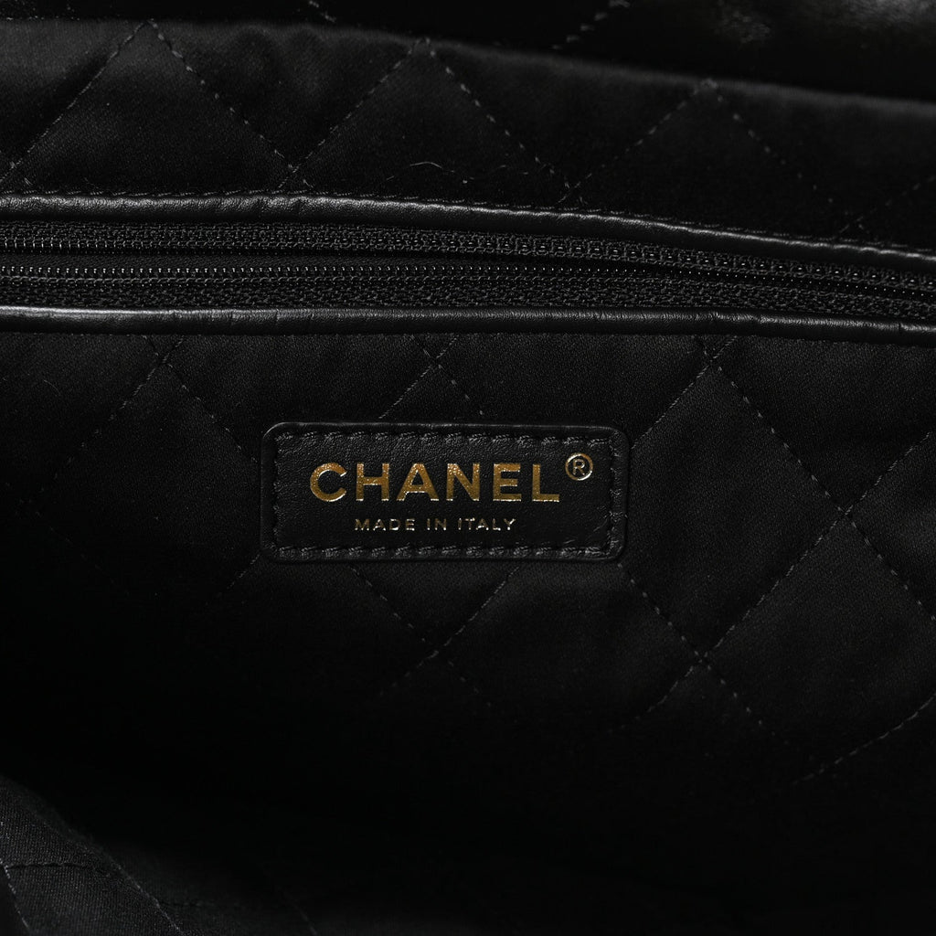 Calfskin Quilted Small Chanel 22 Black