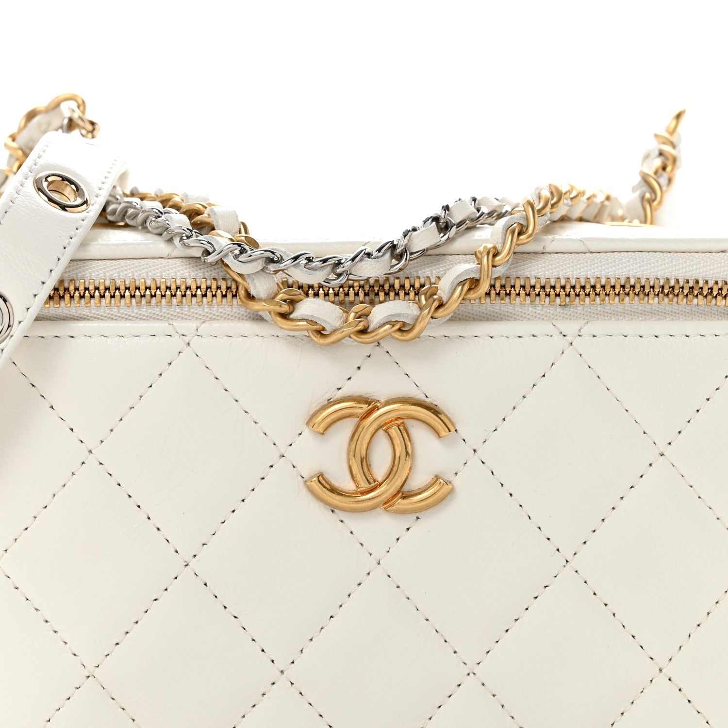 Goatskin Quilted Punk Essentials Vanity Case With Chain White