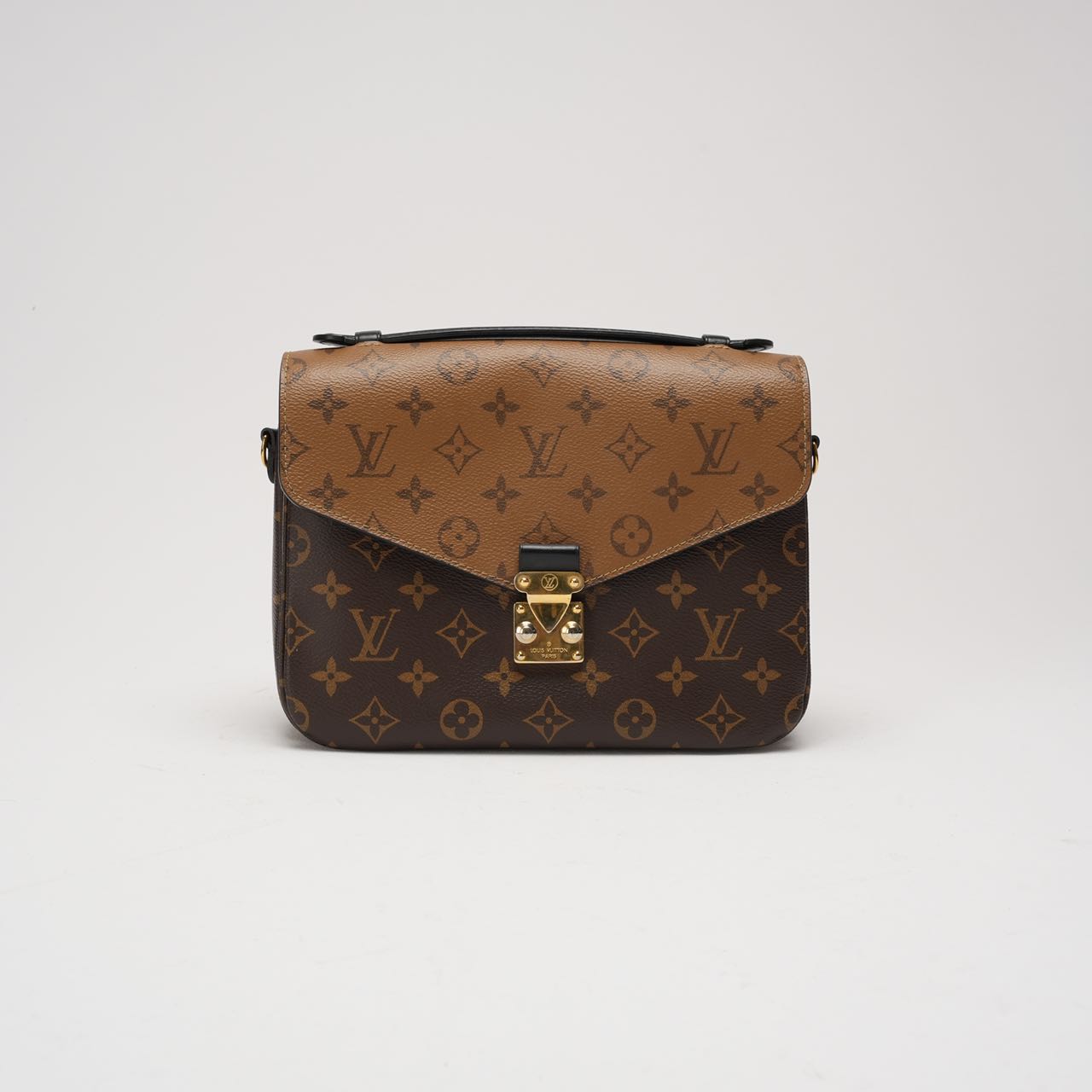 Louis Vuitton Pochette Métis Monogram Reverse Canvas 2018