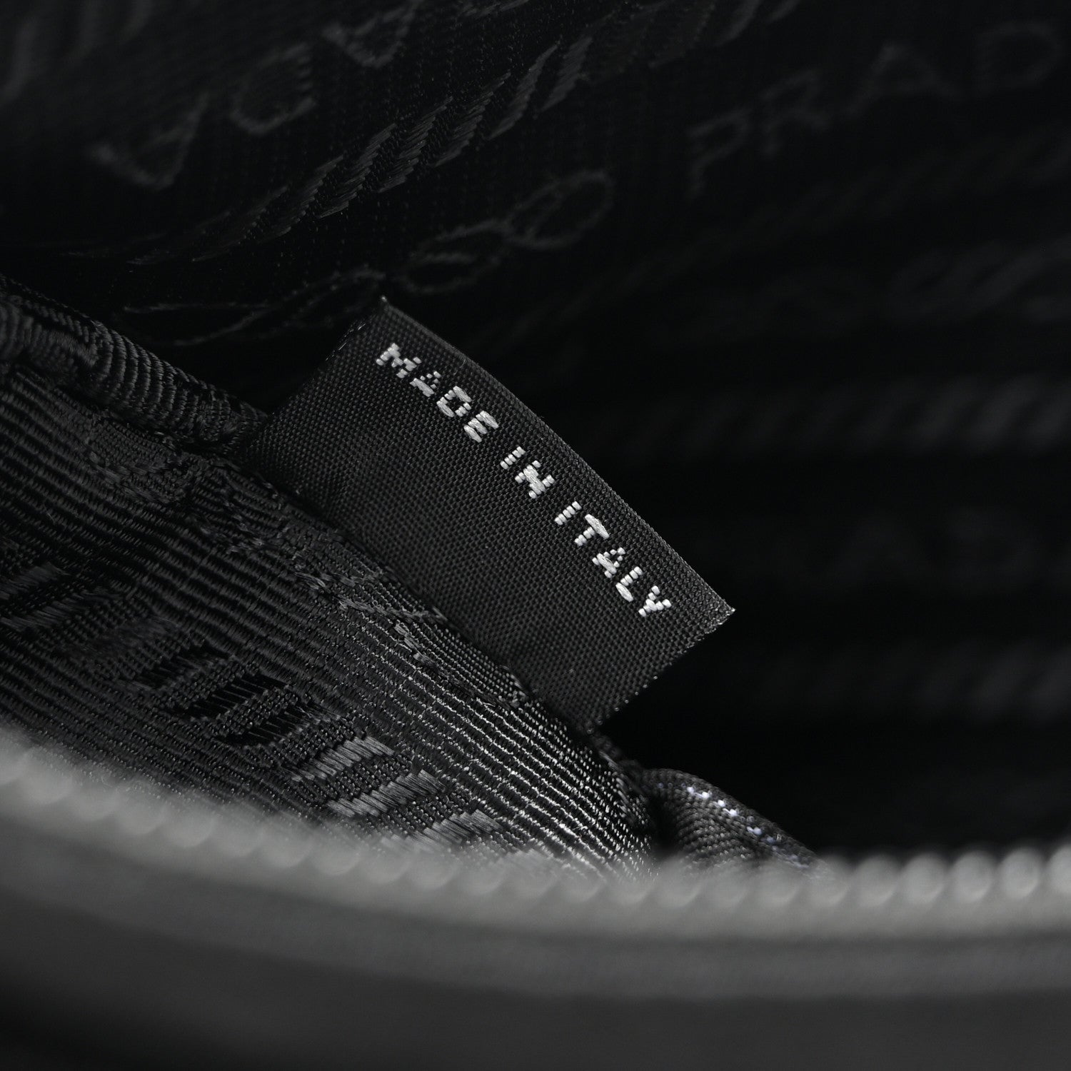 Tessuto Nylon Mini Re-Edition 2000 Bag Black