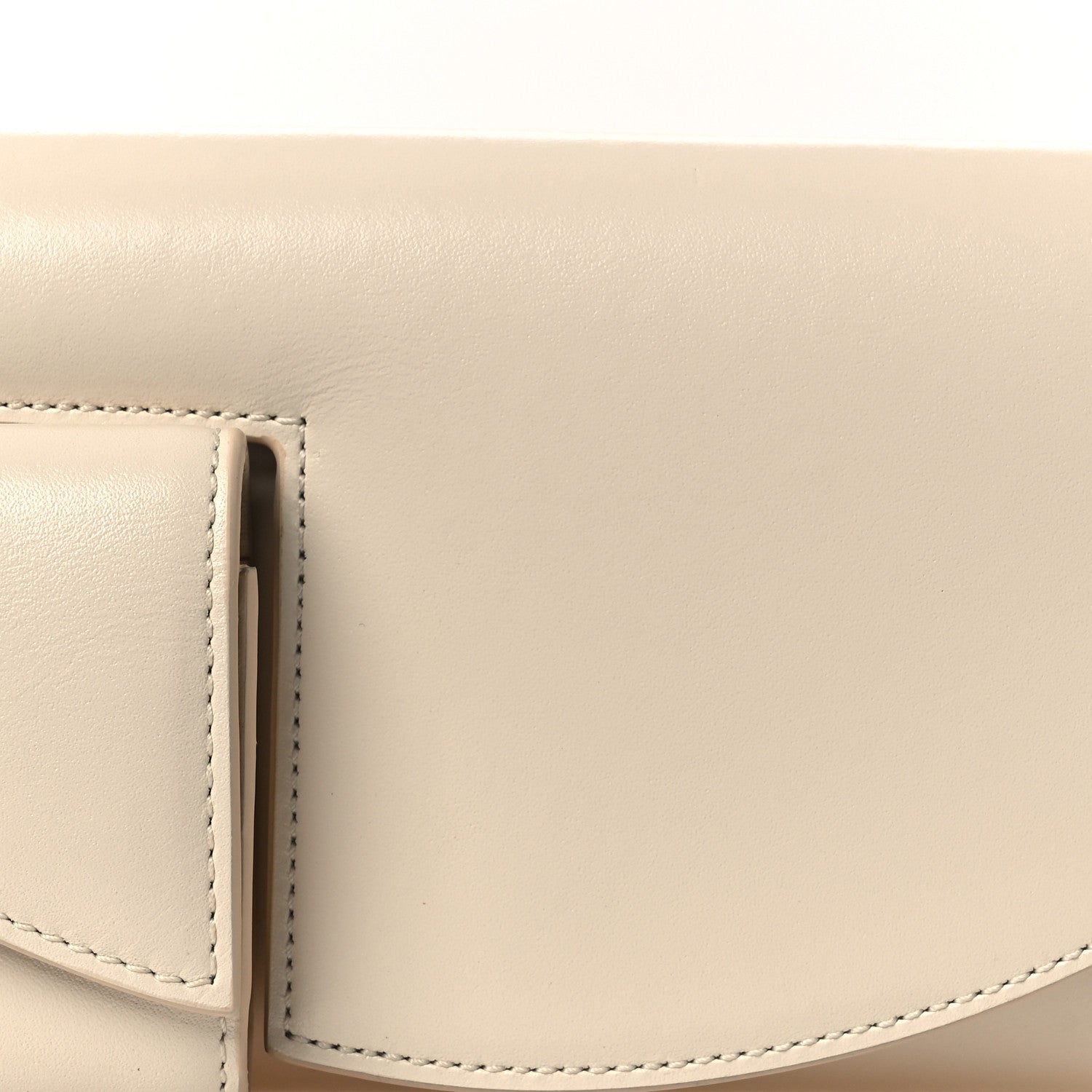 Smooth Calfskin Horizontal Belt Bag Ivory